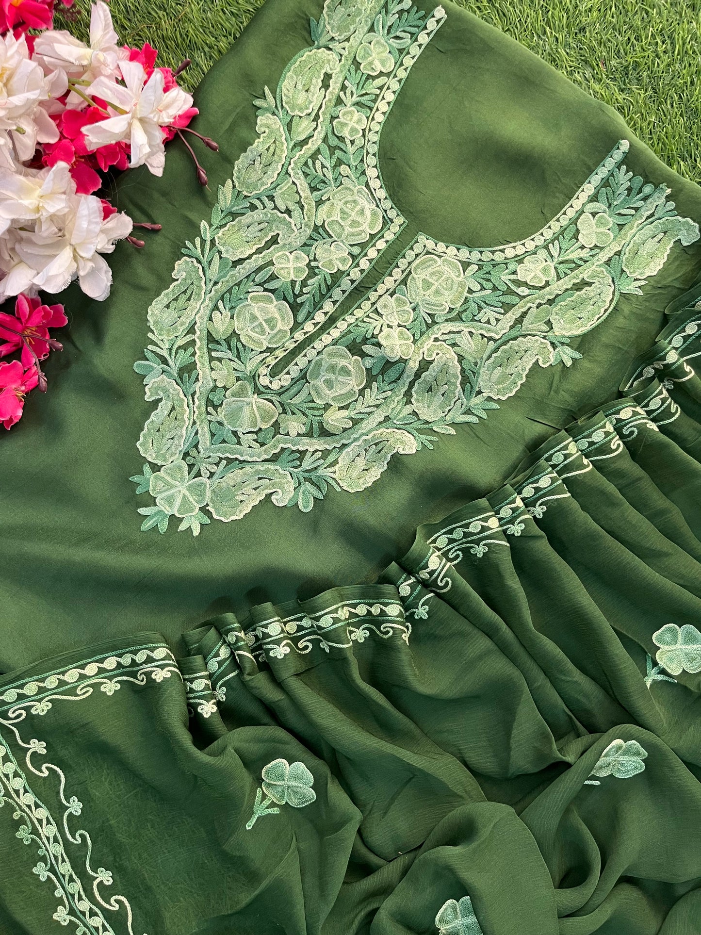 Green Opada Silk Kashmiri Suit