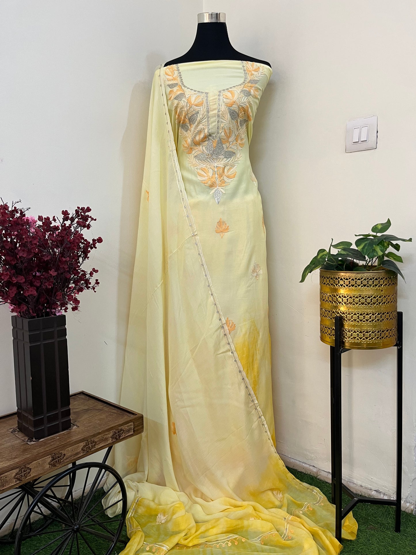 Lemon Yellow Mul Cotton Shibori Work Kashmiri 3pc Suit