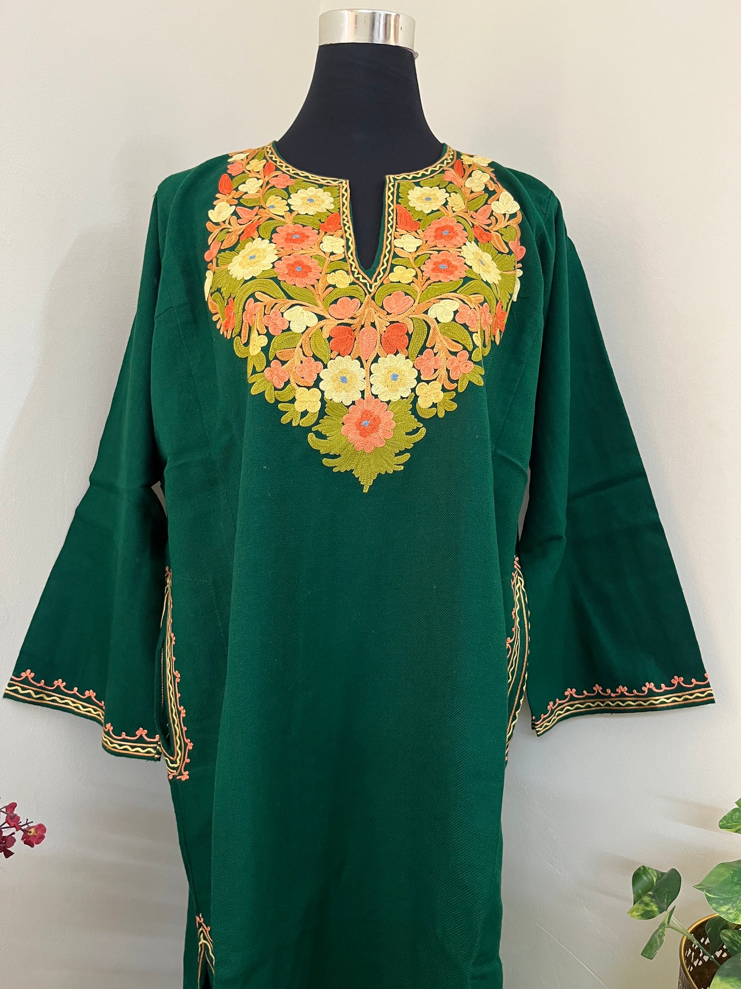 Green Aari Embroidered Wool Pheran