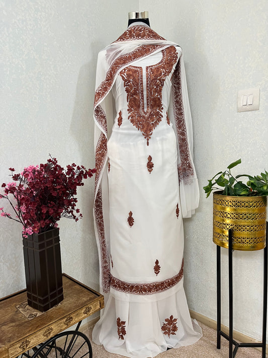 Off white  Georgette 3pc Kashmiri Suit