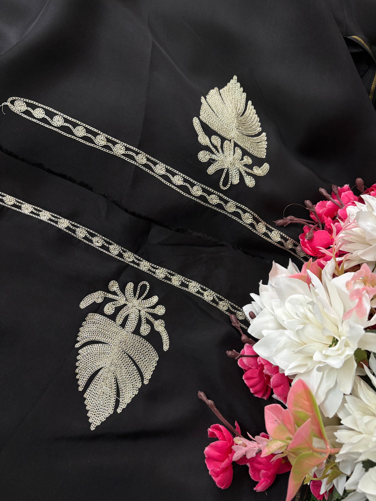 Sanam’ Black Silk Tilla Kashmiri Suit