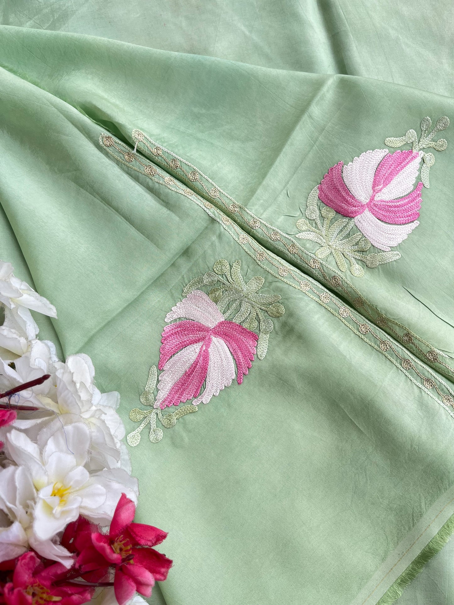Green Opada Silk Kashmiri Suits