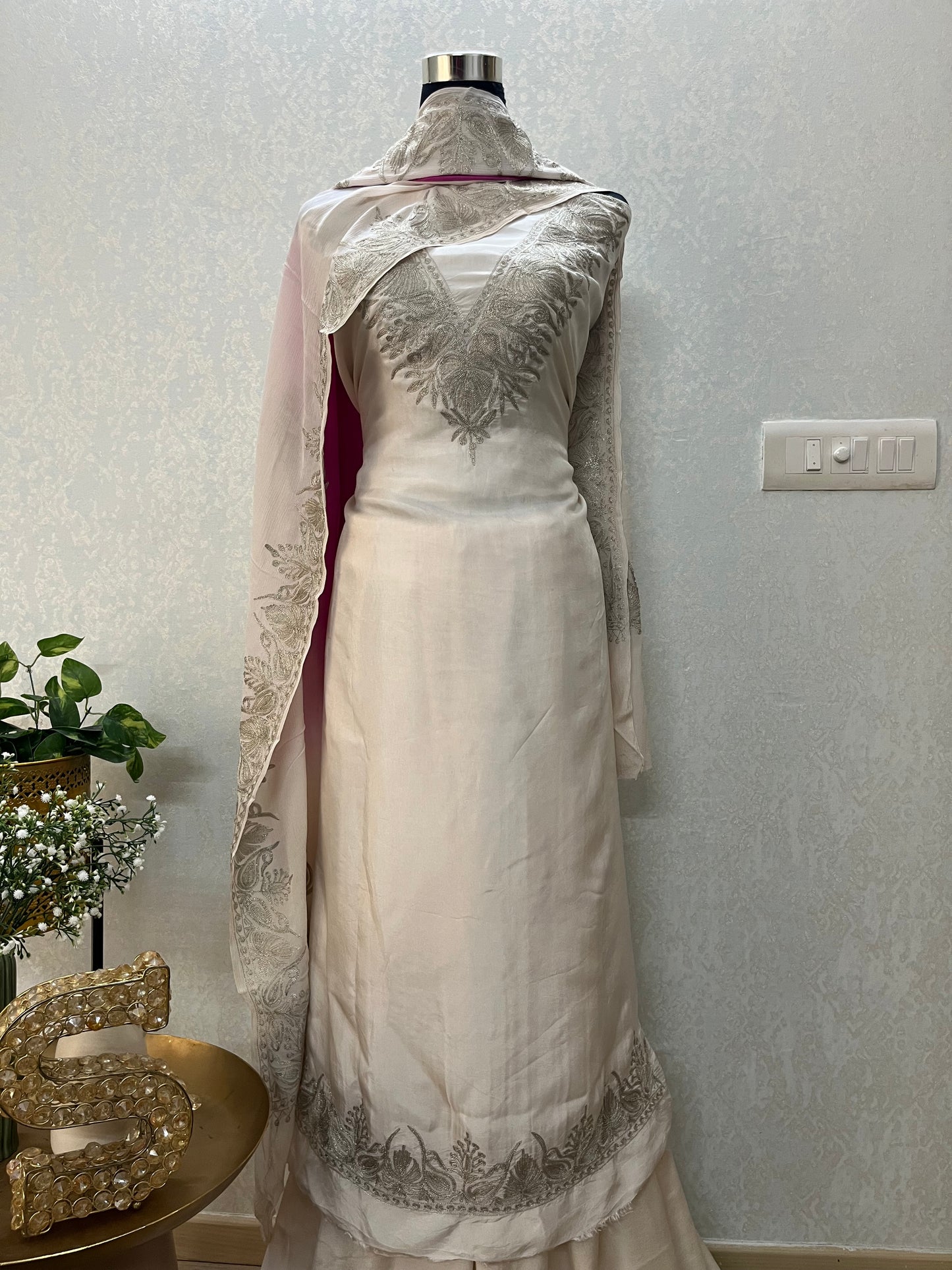 Ivory Sanam Silk Kashmiri Suit