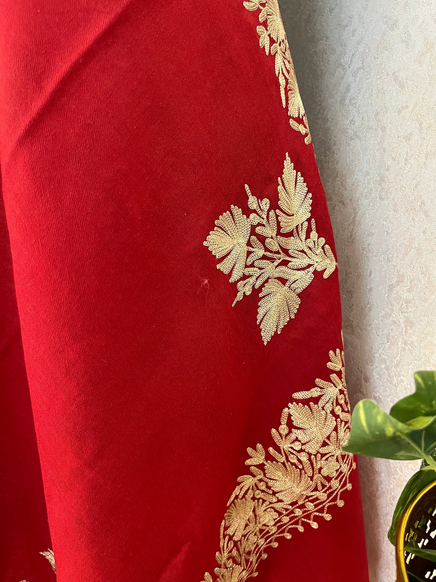 Maroon Semi Pashmina Tilla Embroidered stole