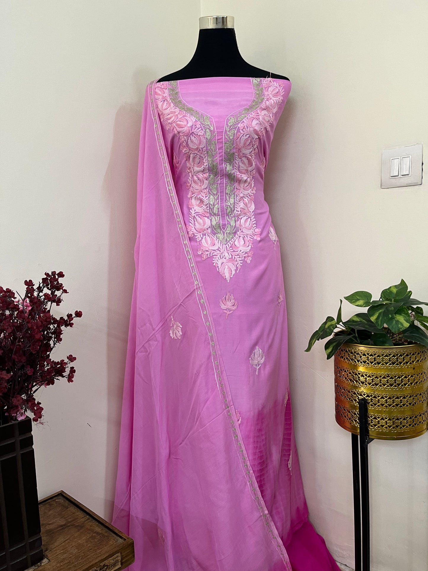 Mauve Mul Cotton Shibori Work Kashmiri 3pc Suit