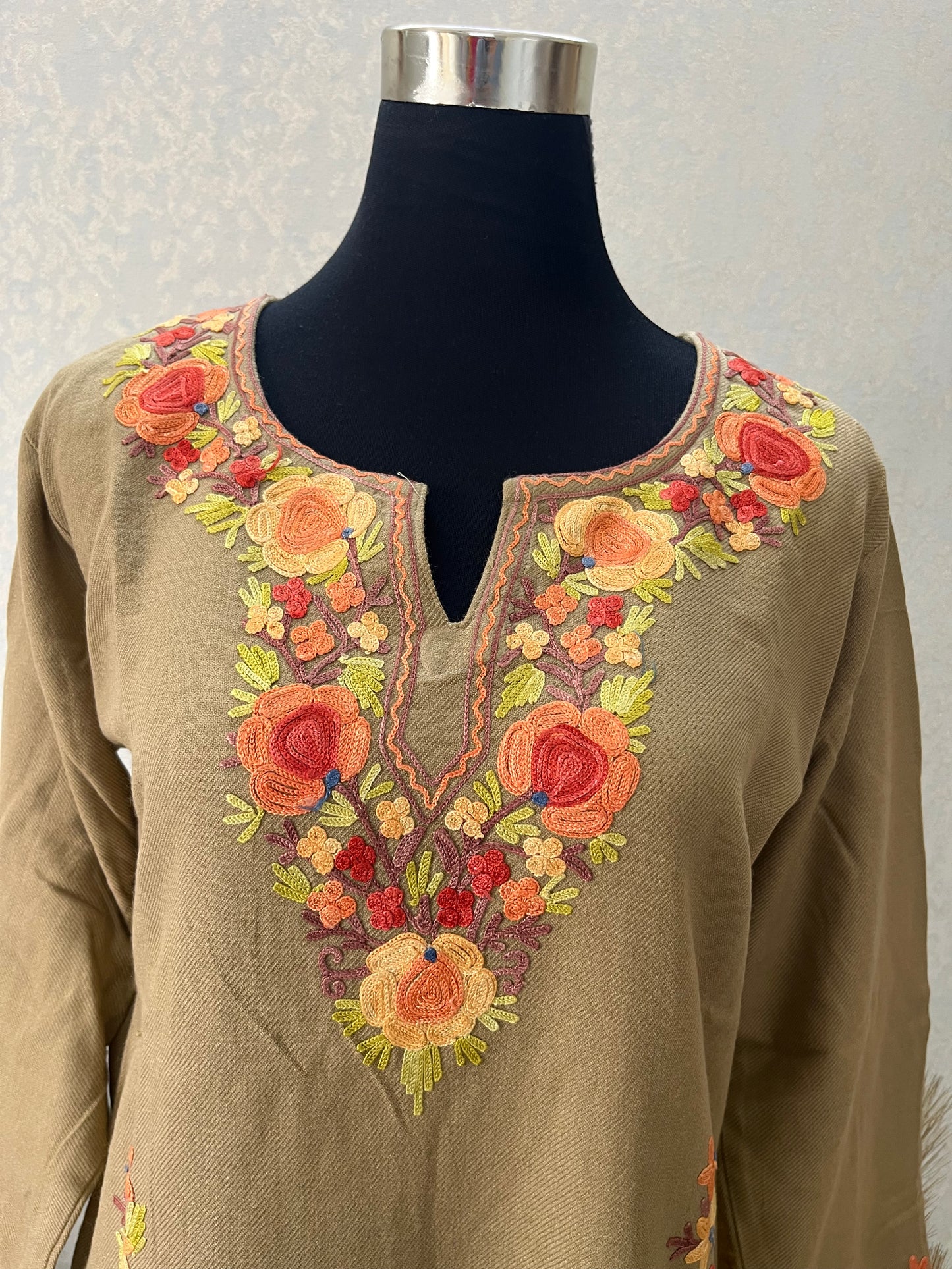 Beige Woollen Kashmiri Co-Ord Set ( Size 42)