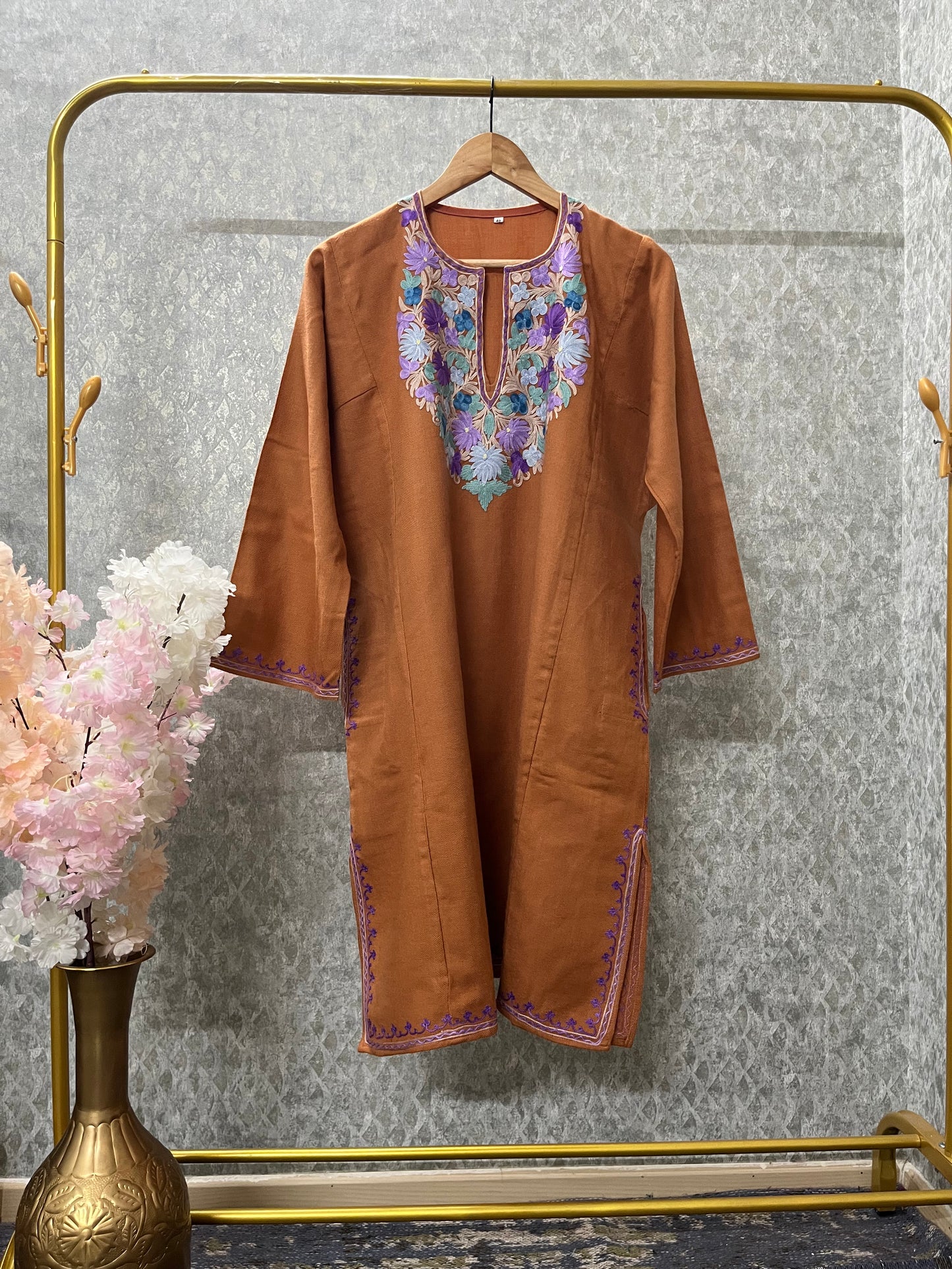 Brown Aari Embroidered Wool Pheran