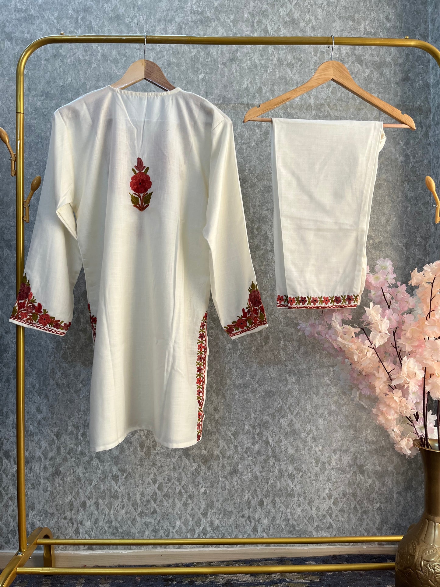 Off White Cotton Stitched Co-ord Set (40)