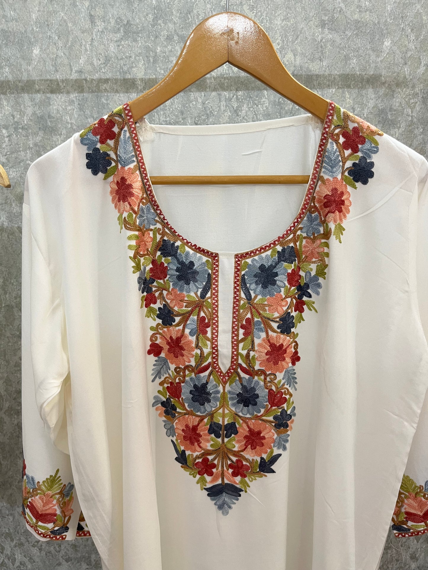Off White Cotton Stitched Co-ord Set(42)
