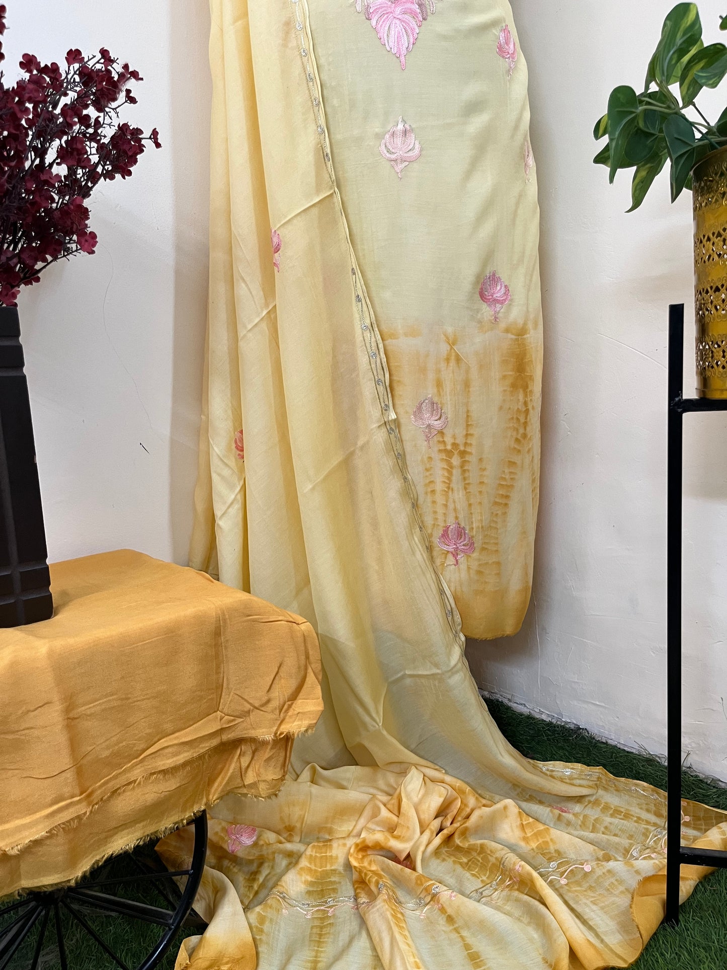 Lemon Yellow Mul Cotton Shibori Work Kashmiri 3pc Suit