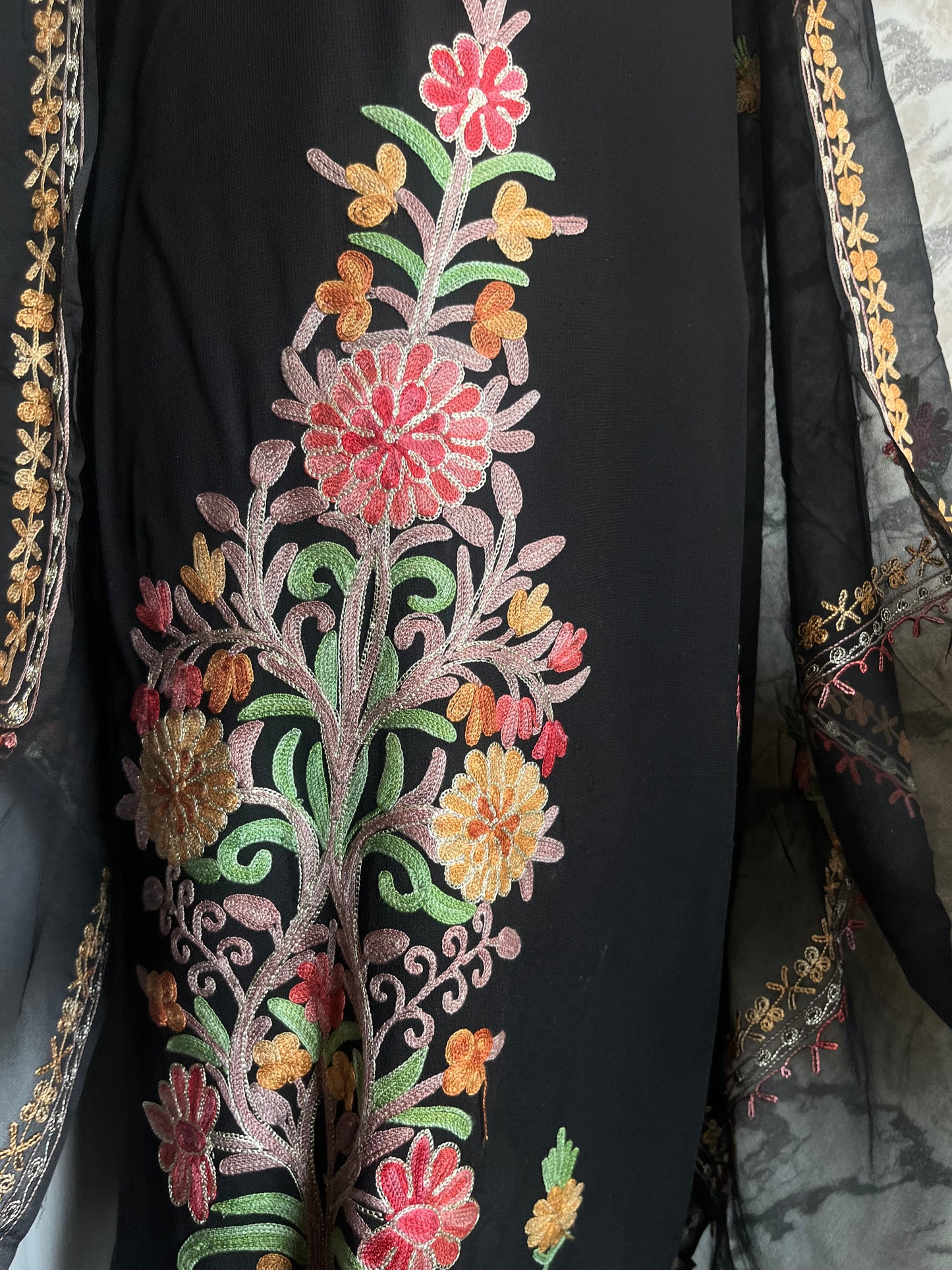 Black Pink Pure Georgette Aari Embroidered Suito