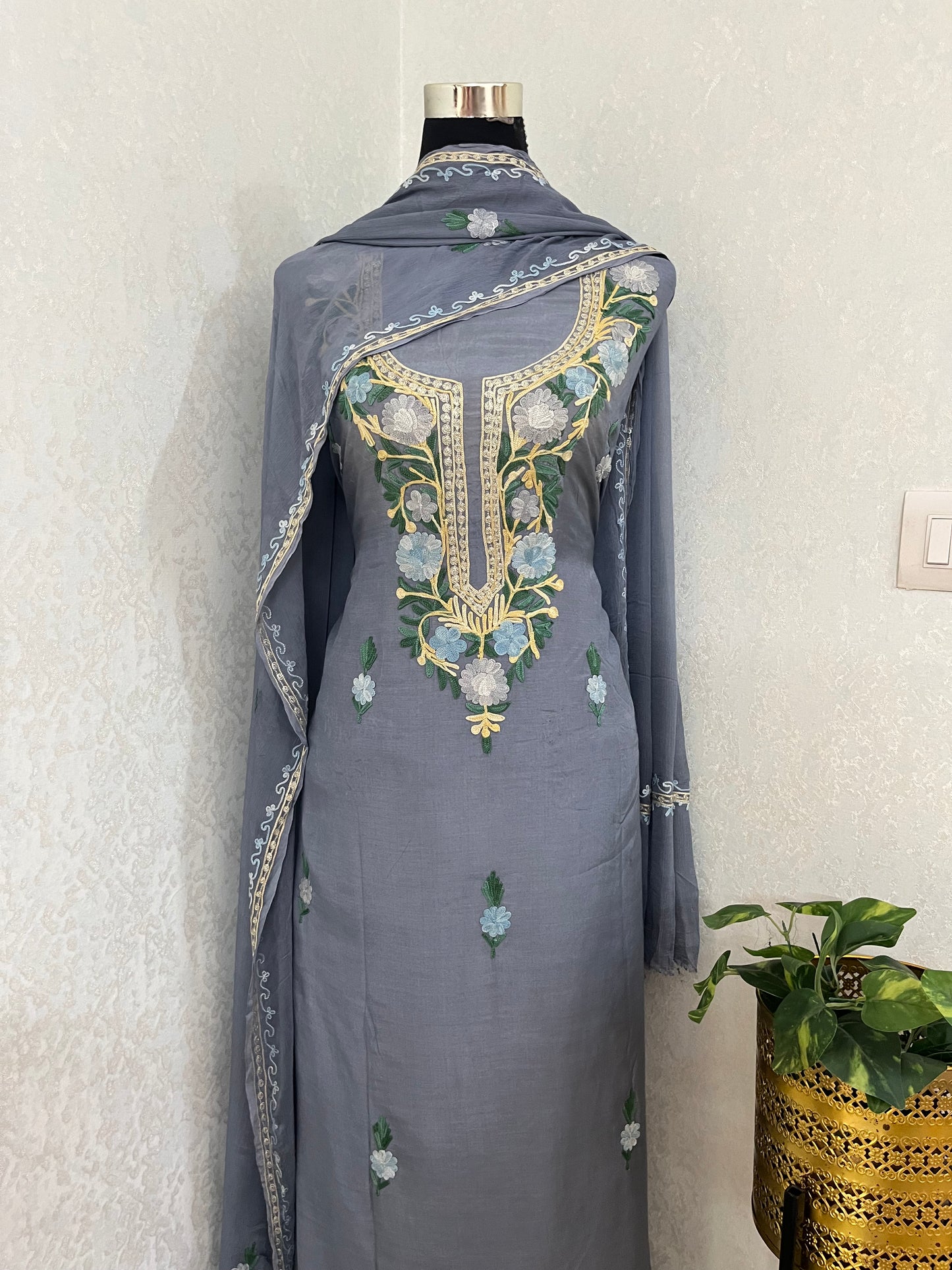 English Grey Muslin Cotton Jaal Sleeves Kashmiri 3pc Suit