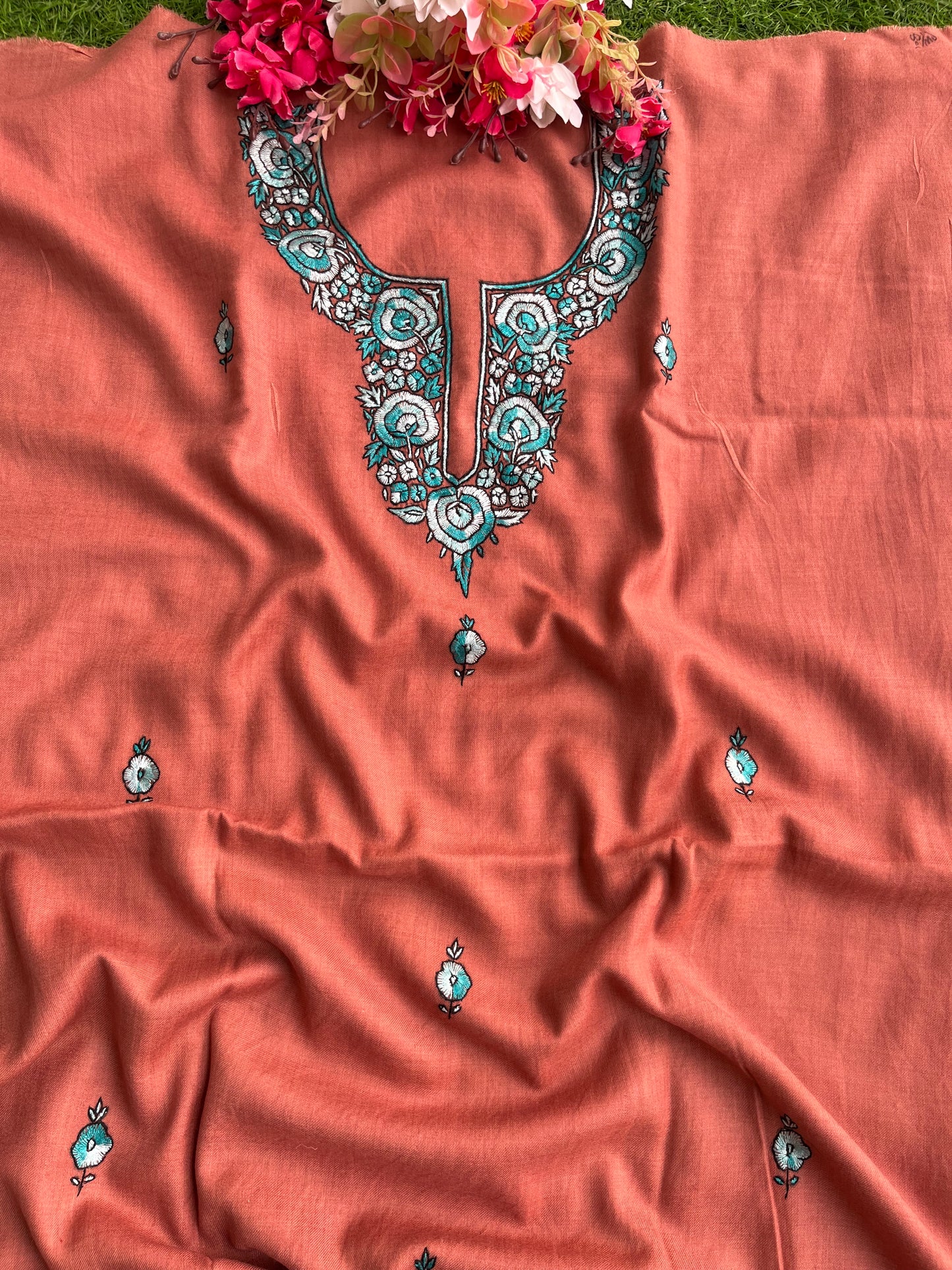 Peach Fine Wool Sozni Embroidered 3pc Suit Stole