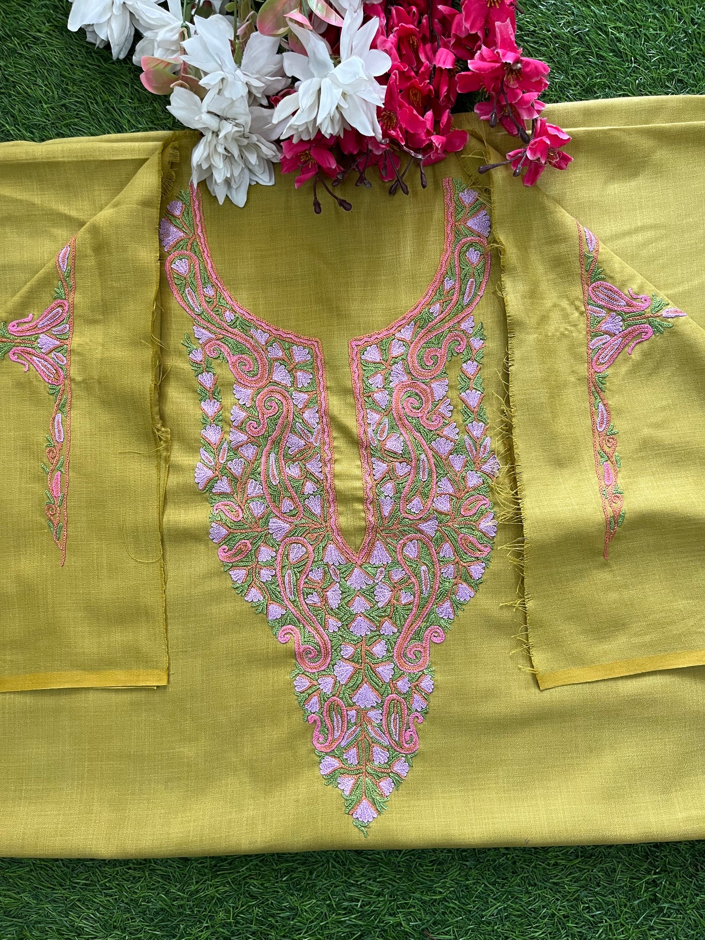Heena Green Cotton Two Piece Suit (Hand Embroidered)