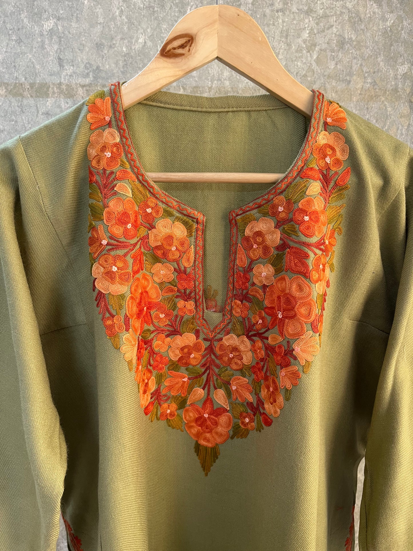 Beige Aari Embroidered Wool Pheran