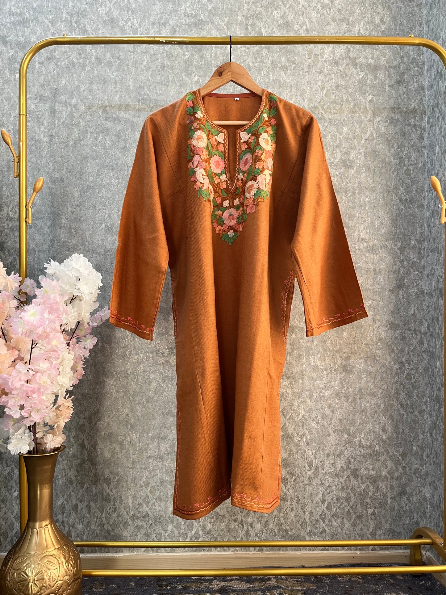 Brown Aari Embroidered Wool Pheran