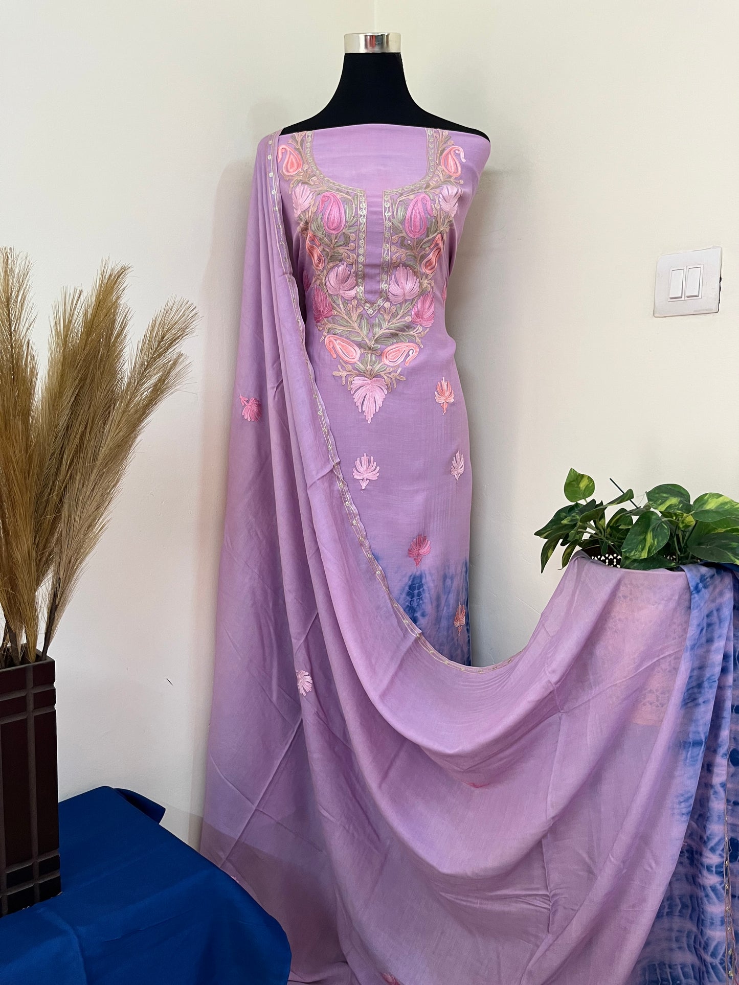 Lavender Mul Cotton Shibori Work Kashmiri 3pc Suit