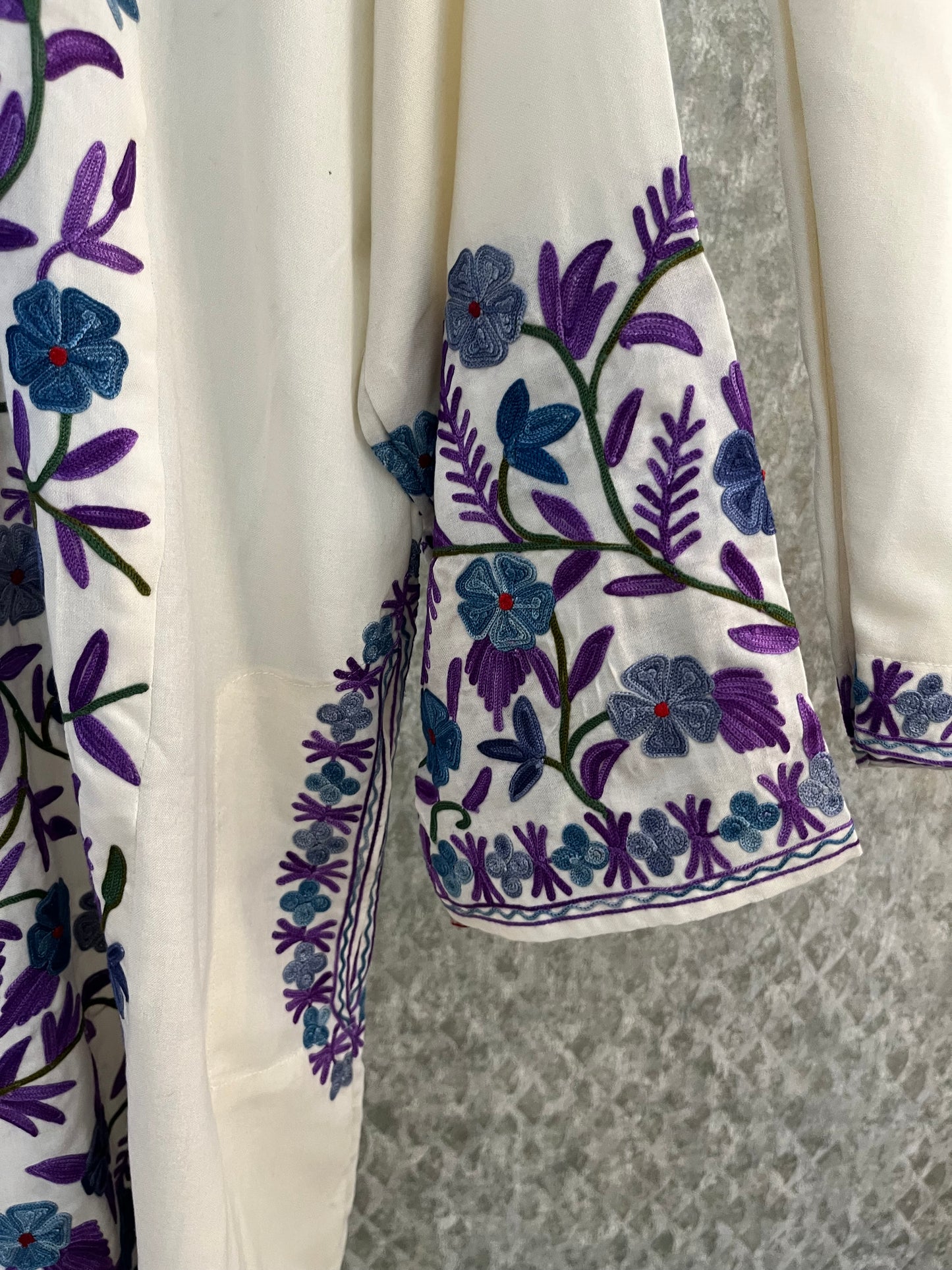 Off White Cotton Front Jaal Pheran Set Size(48)