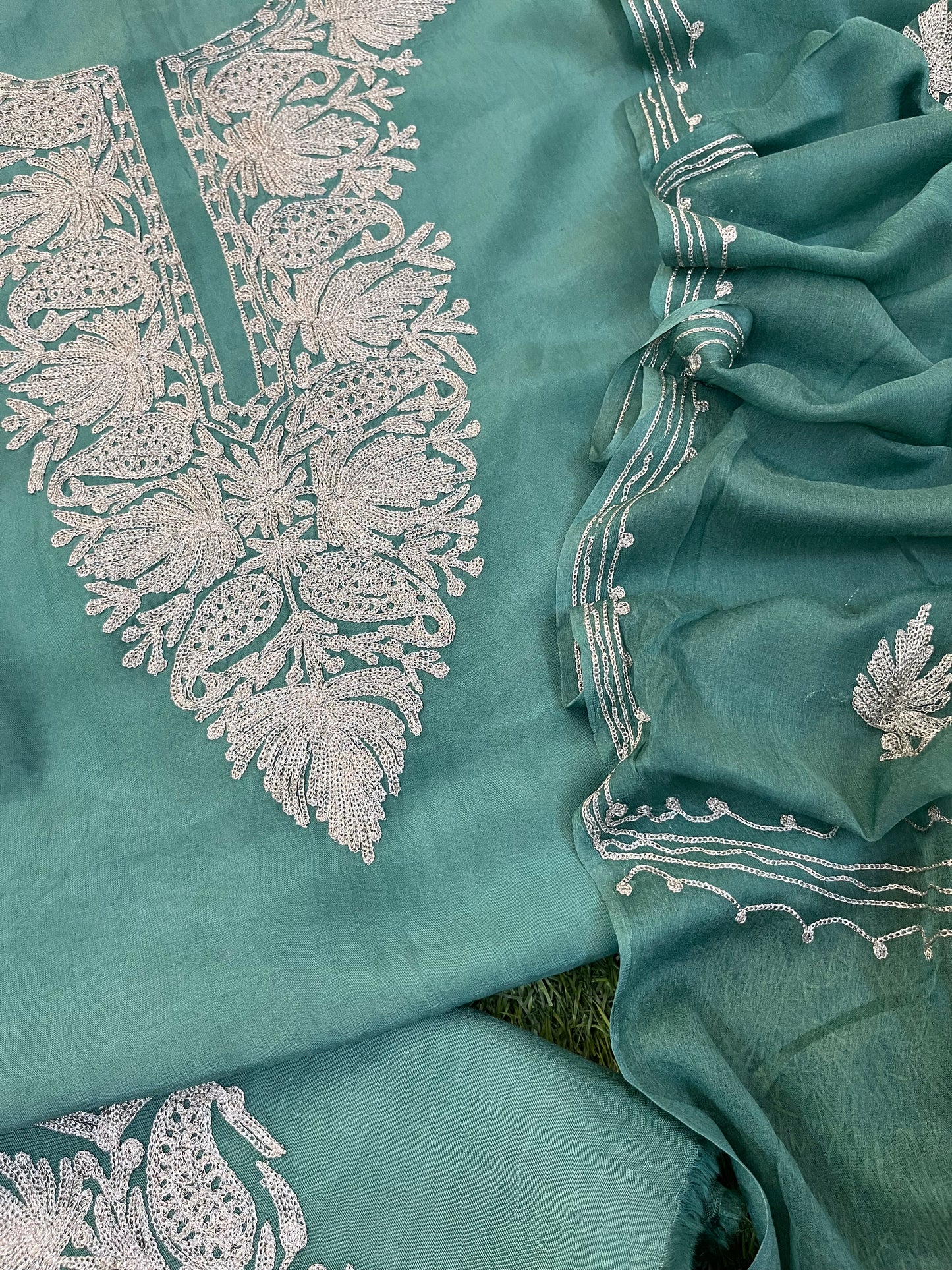Pastel Green Silk Tilla Kashmiri Suit