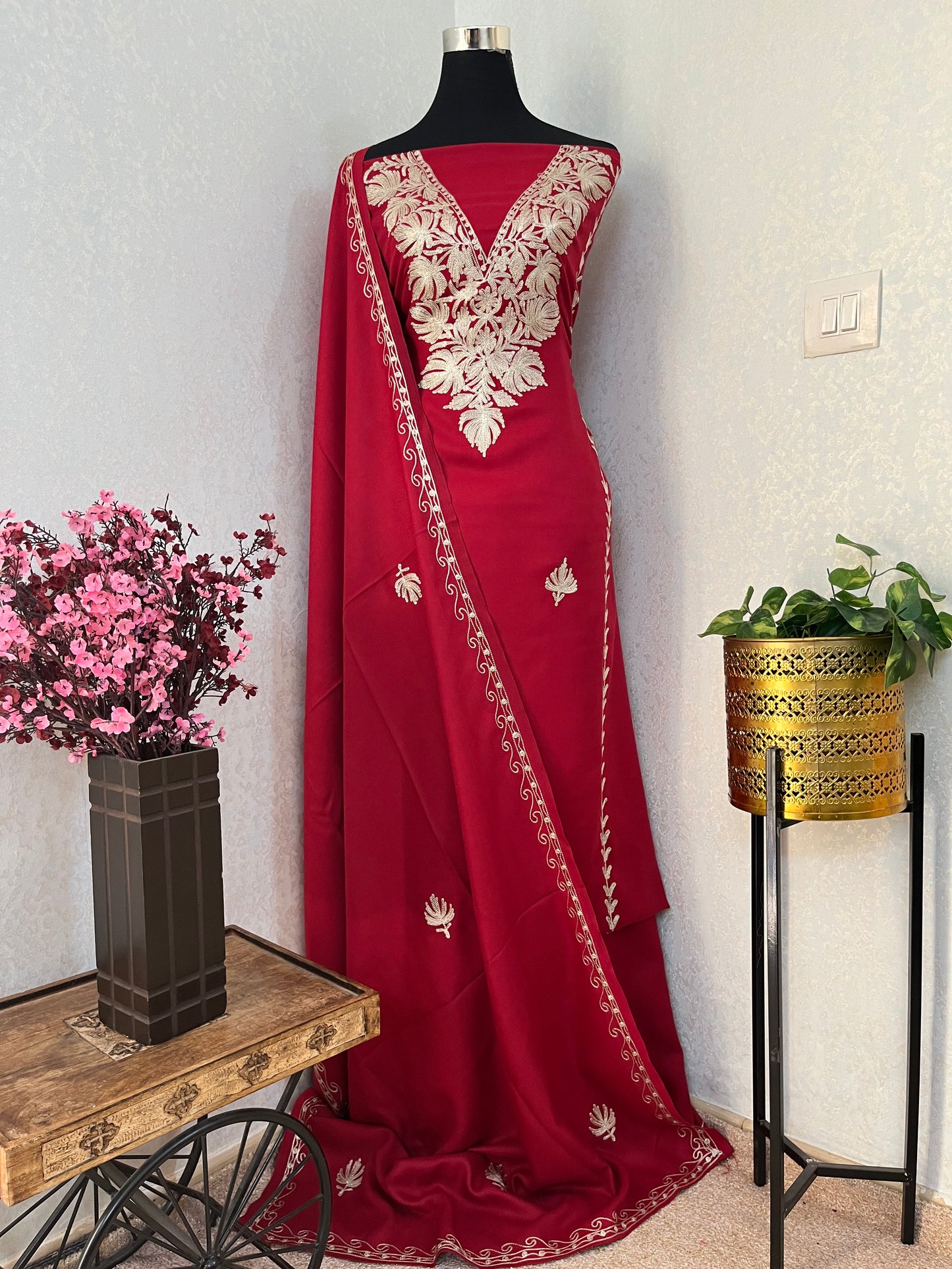 Maroon Tilla Embroidered 3pc Suit Stole