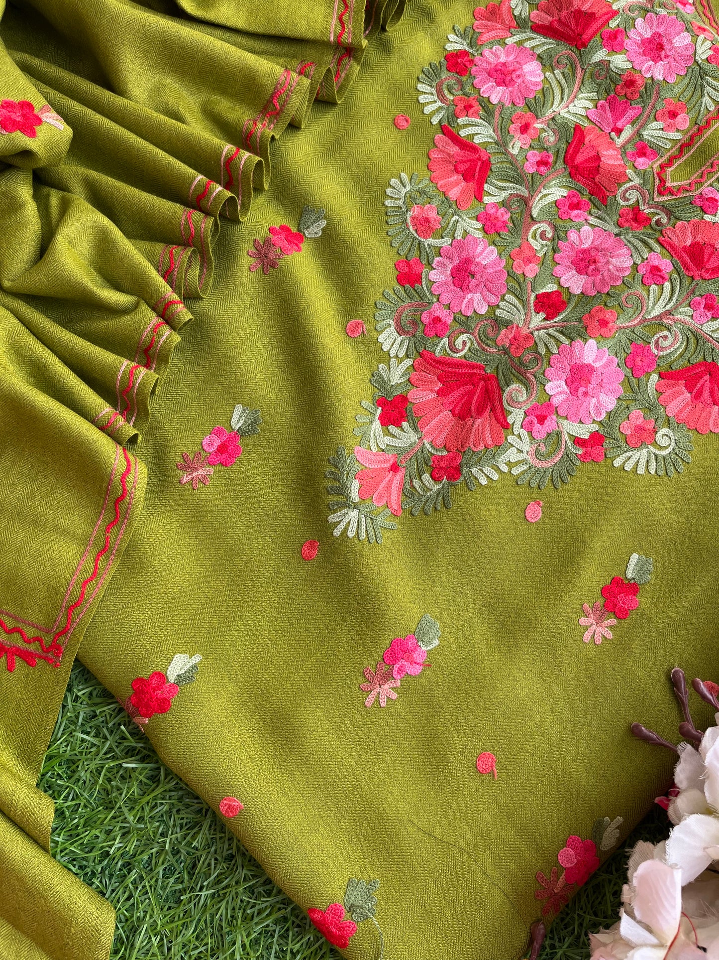 Heena Green Woollen Aari Embroidered 3pc suit