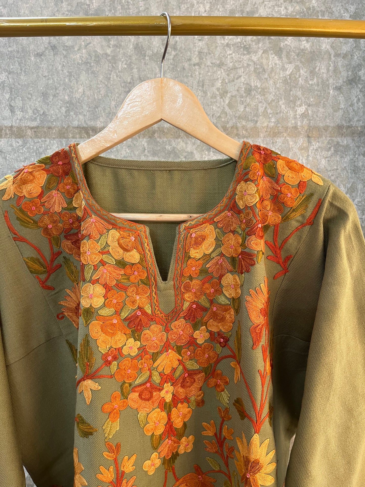 Beige Aari Embroidered Wool Pheran