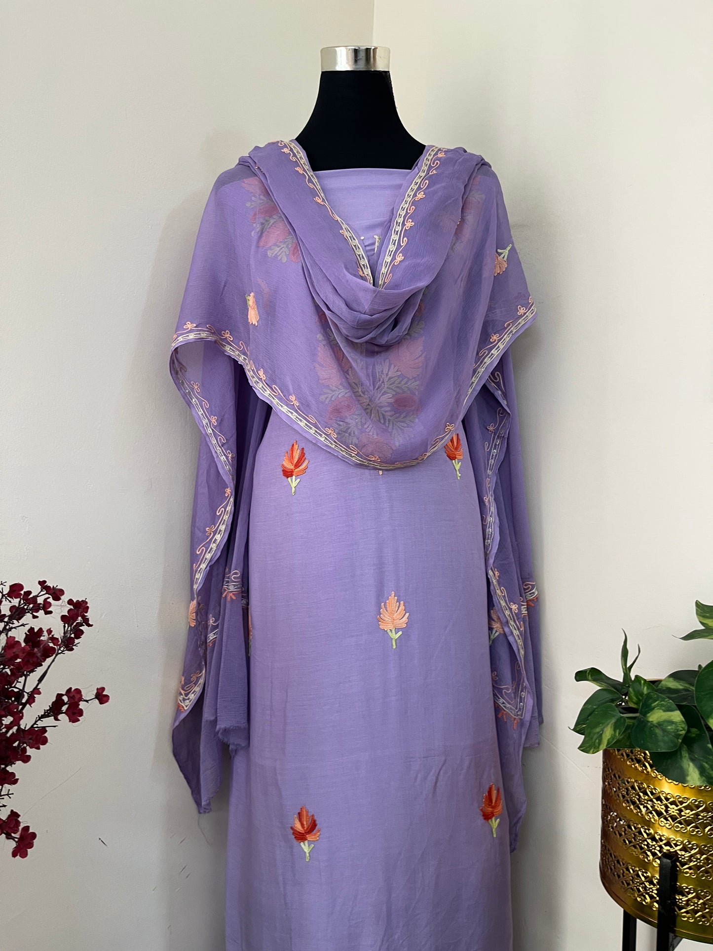 Lavender Muslin Cotton Jaal Sleeves Kashmiri 3pc Suit