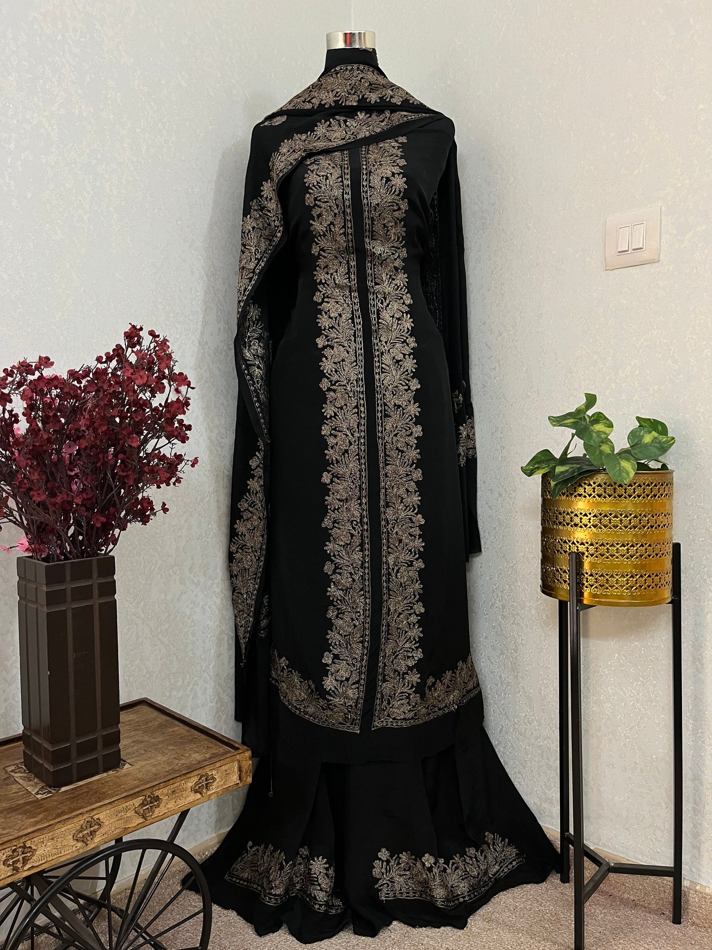 Black Kalaa’ Crape Jacket Style Kashmiri Suit