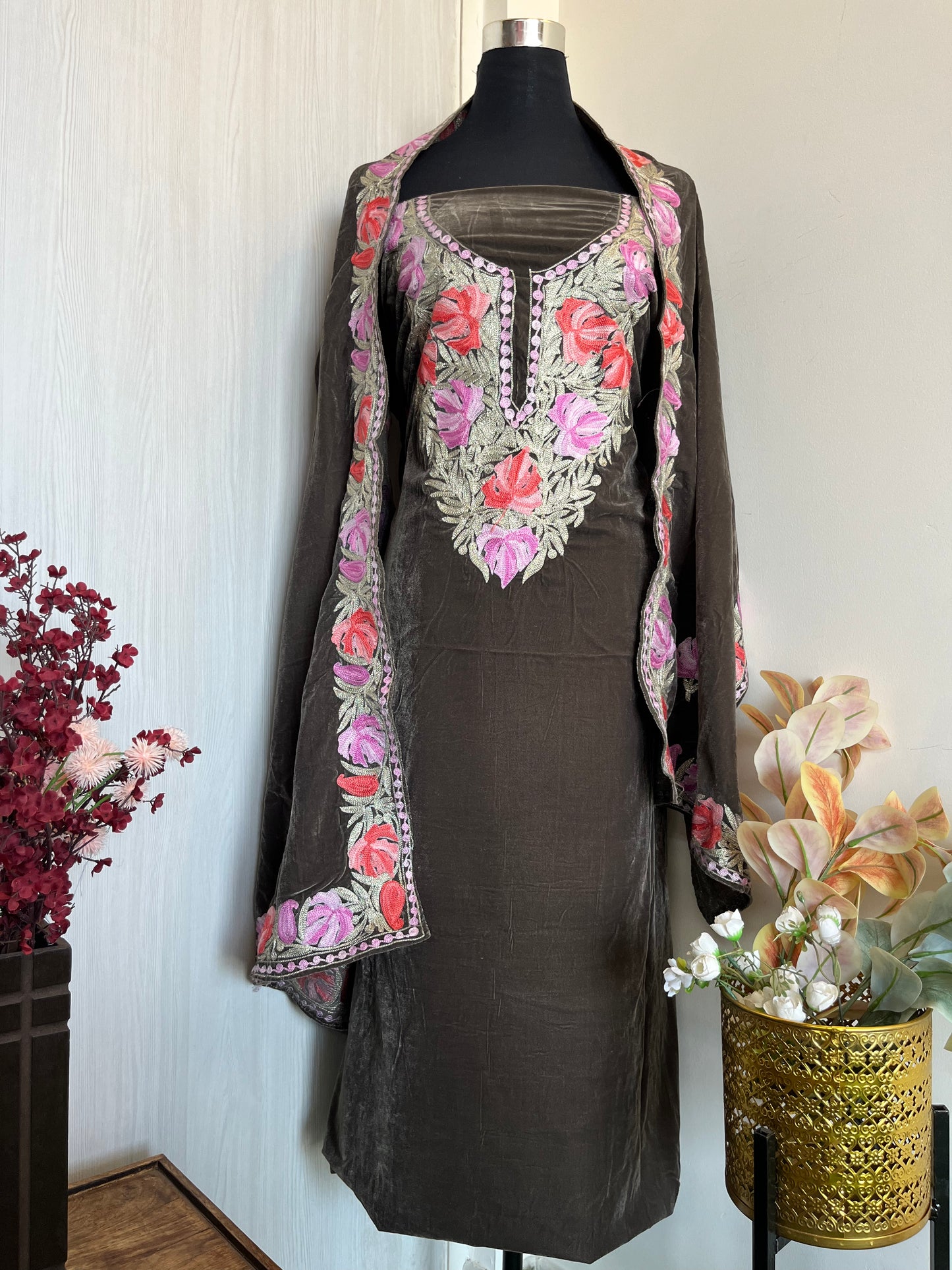 Spanish Grey Aari Embroidered Velvet 2pc Suit Material