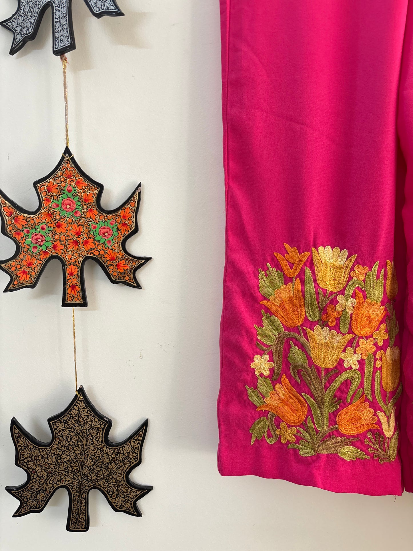 Women Pink Solid Cropped Aari Embroidered Palazzos