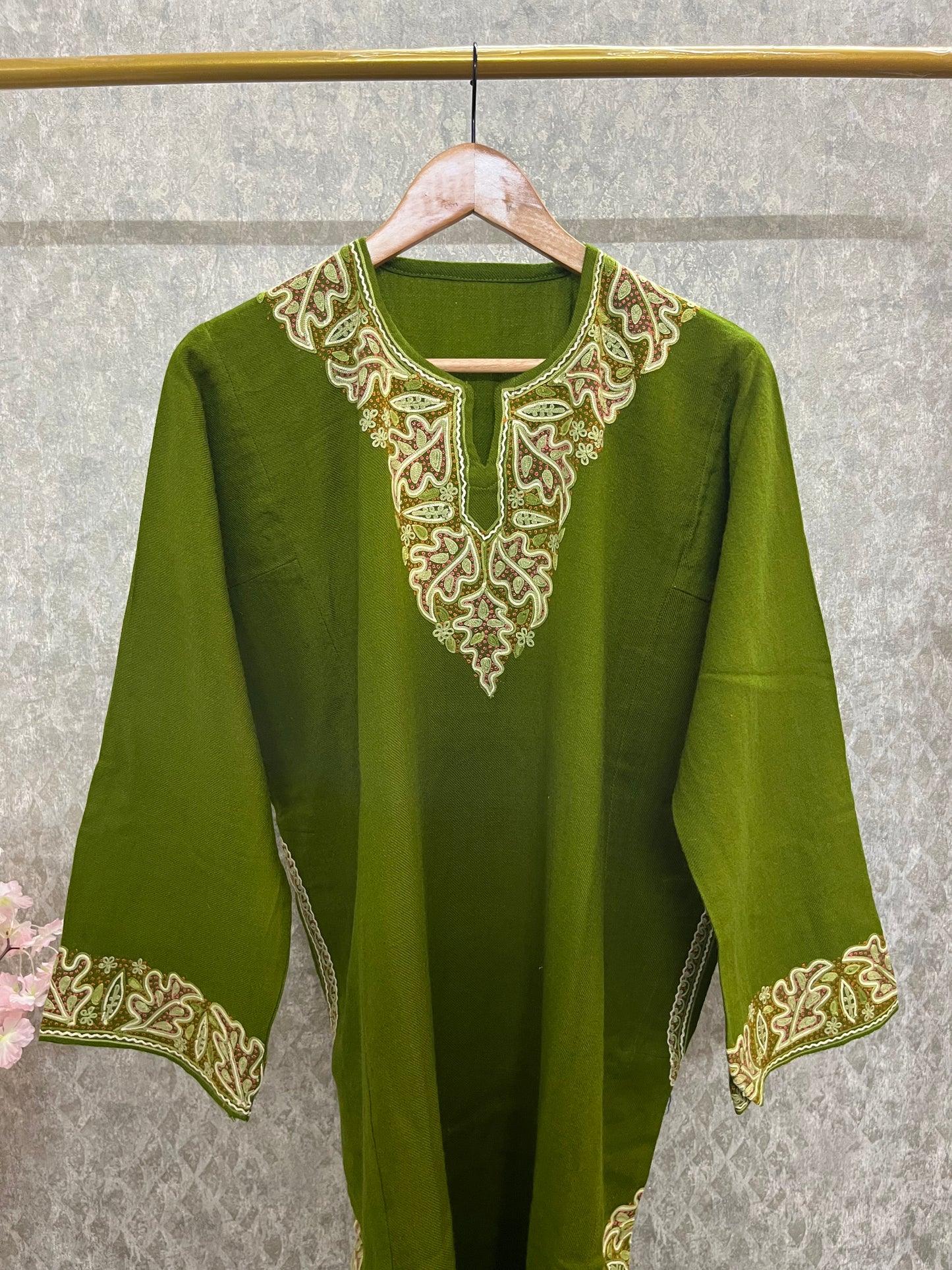 Green Aari and Sozni Hand Embroidered Pure Wool Pheran