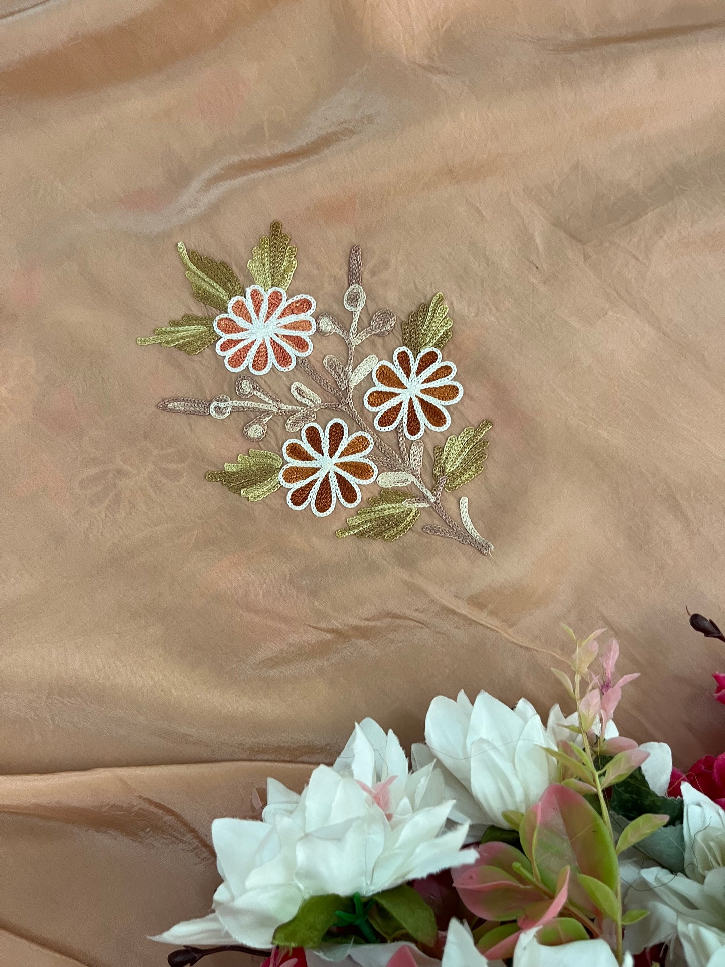 Soft Peach Kalaa’ Crape Kashmiri Suit
