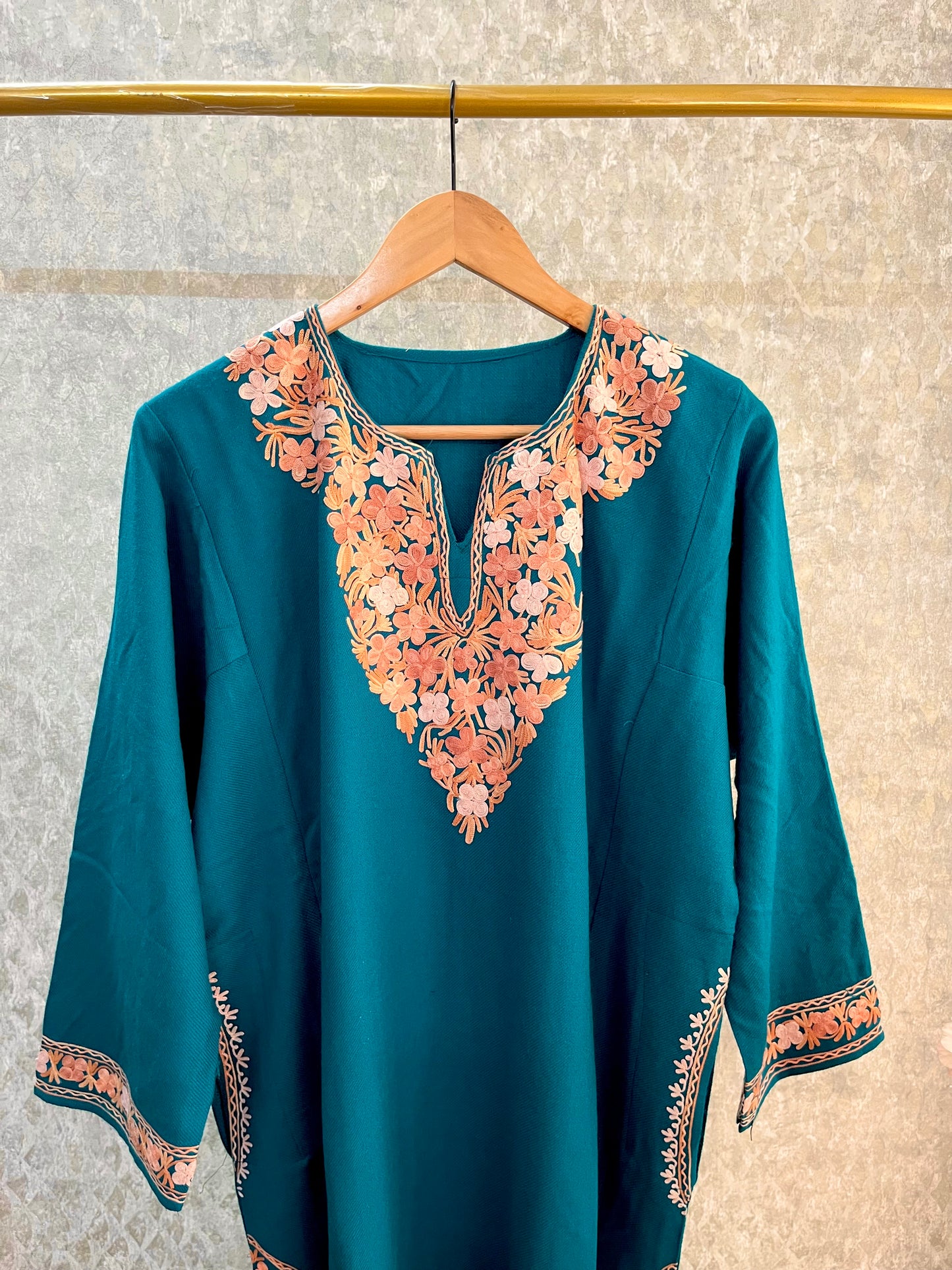 Green Aari Embroidered Wool Pheran