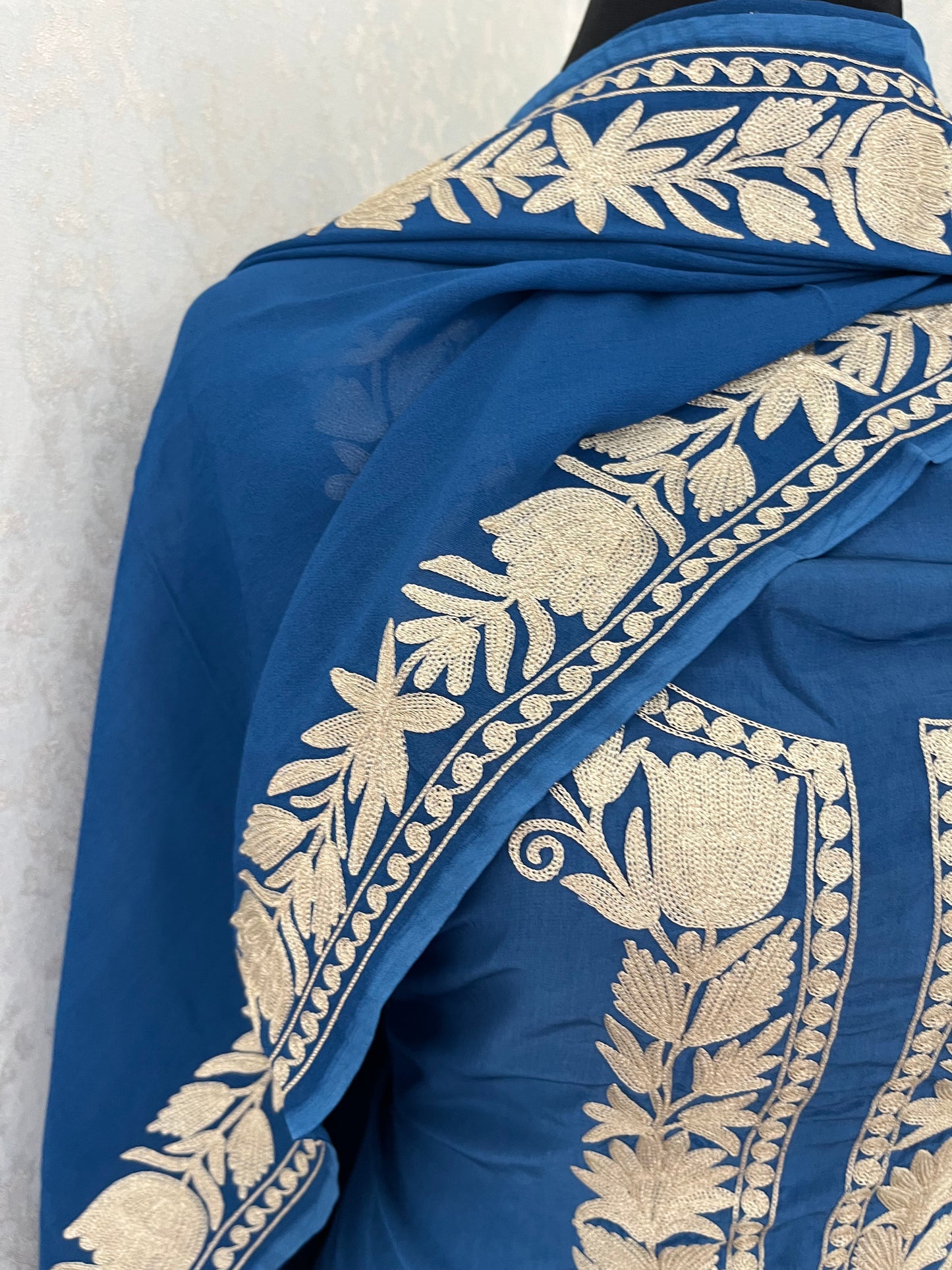 Blue Kalaa’ Crape Kashmiri Suit (Aari Sleeves)