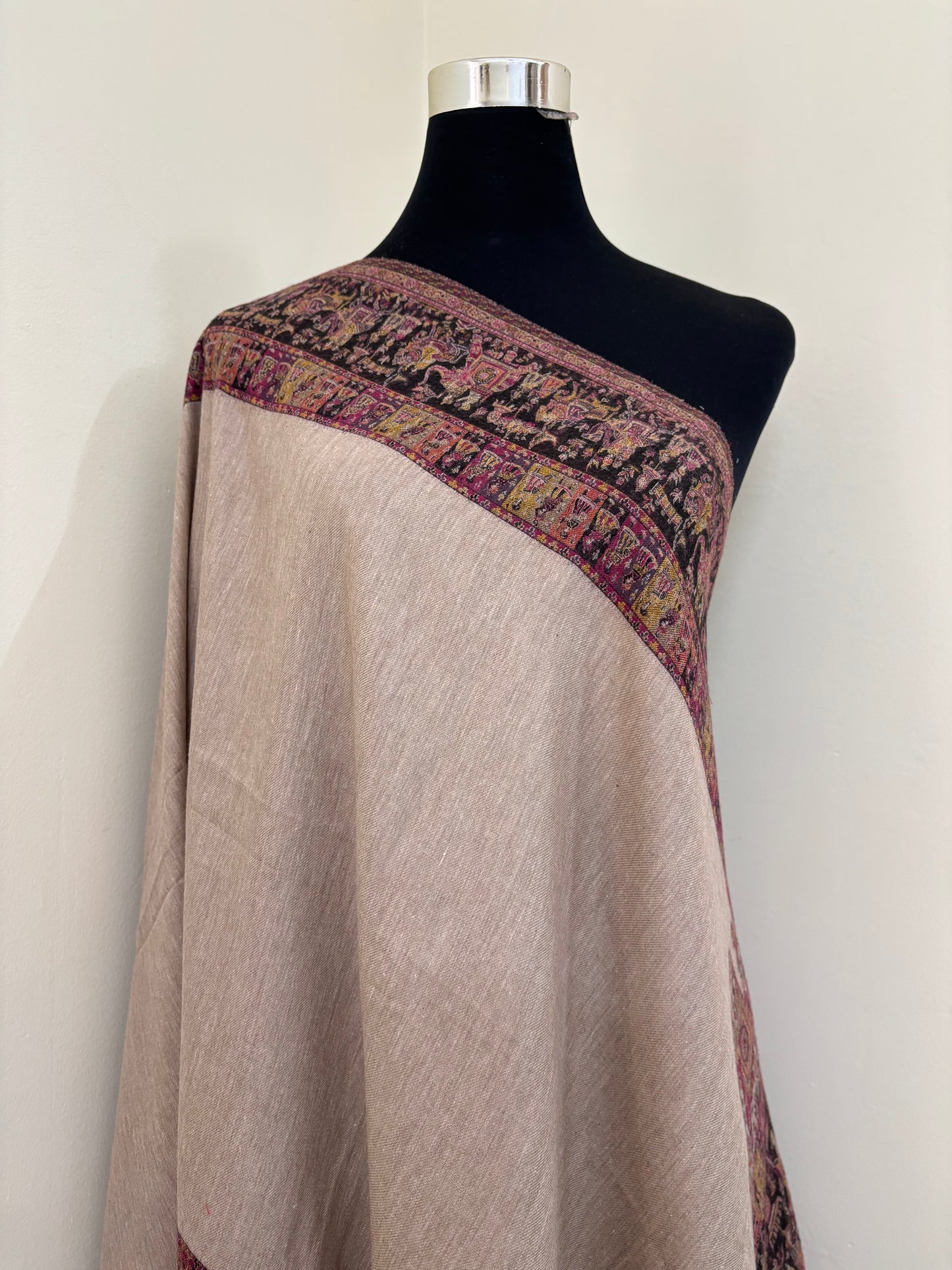 Kani Fine Semi Pashmina stole