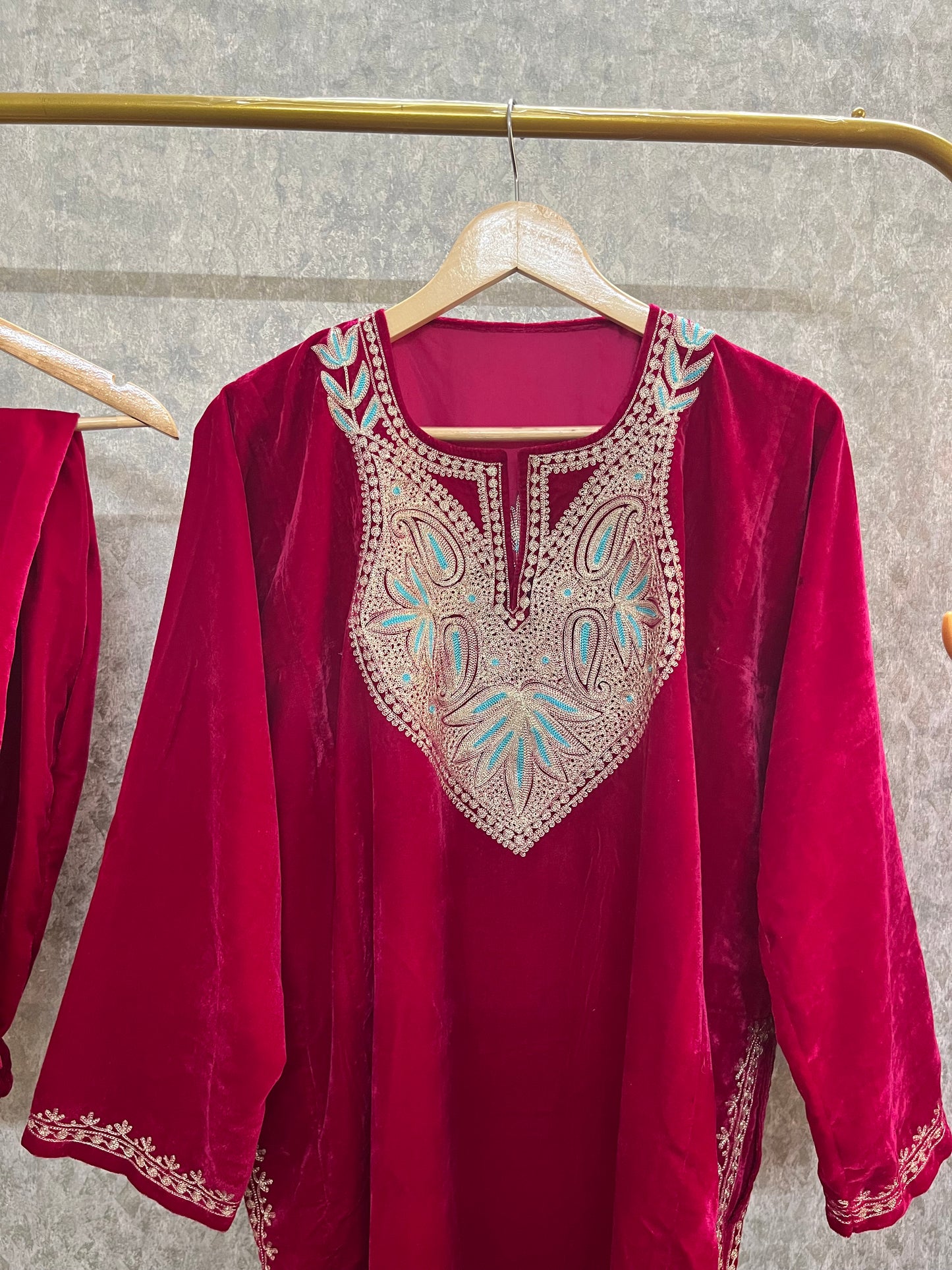 Magenta Velvet Tilla Pheran (Size 50)