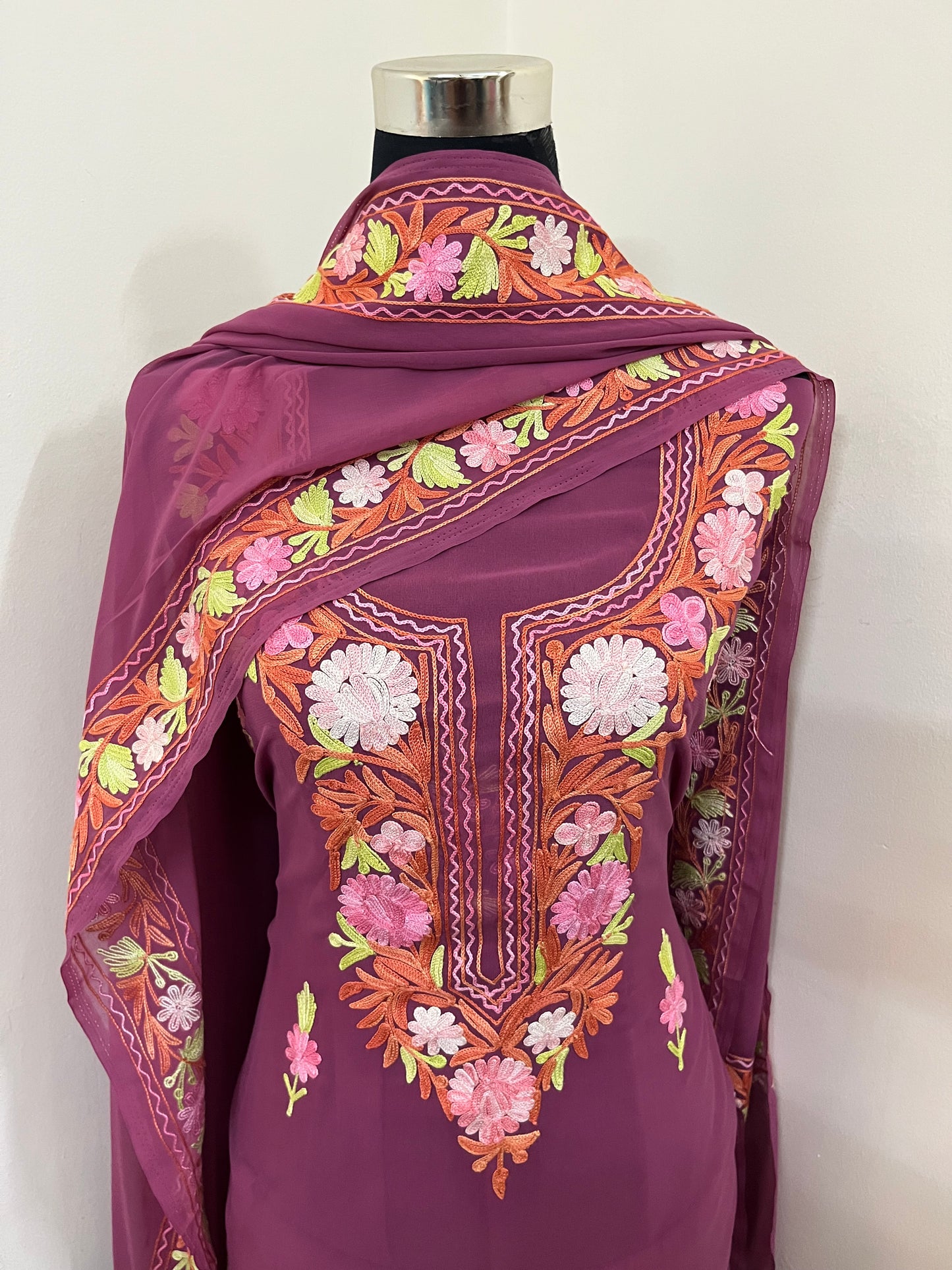 Mauve Georgette 3 Pc Aari Embroidered Suit Set