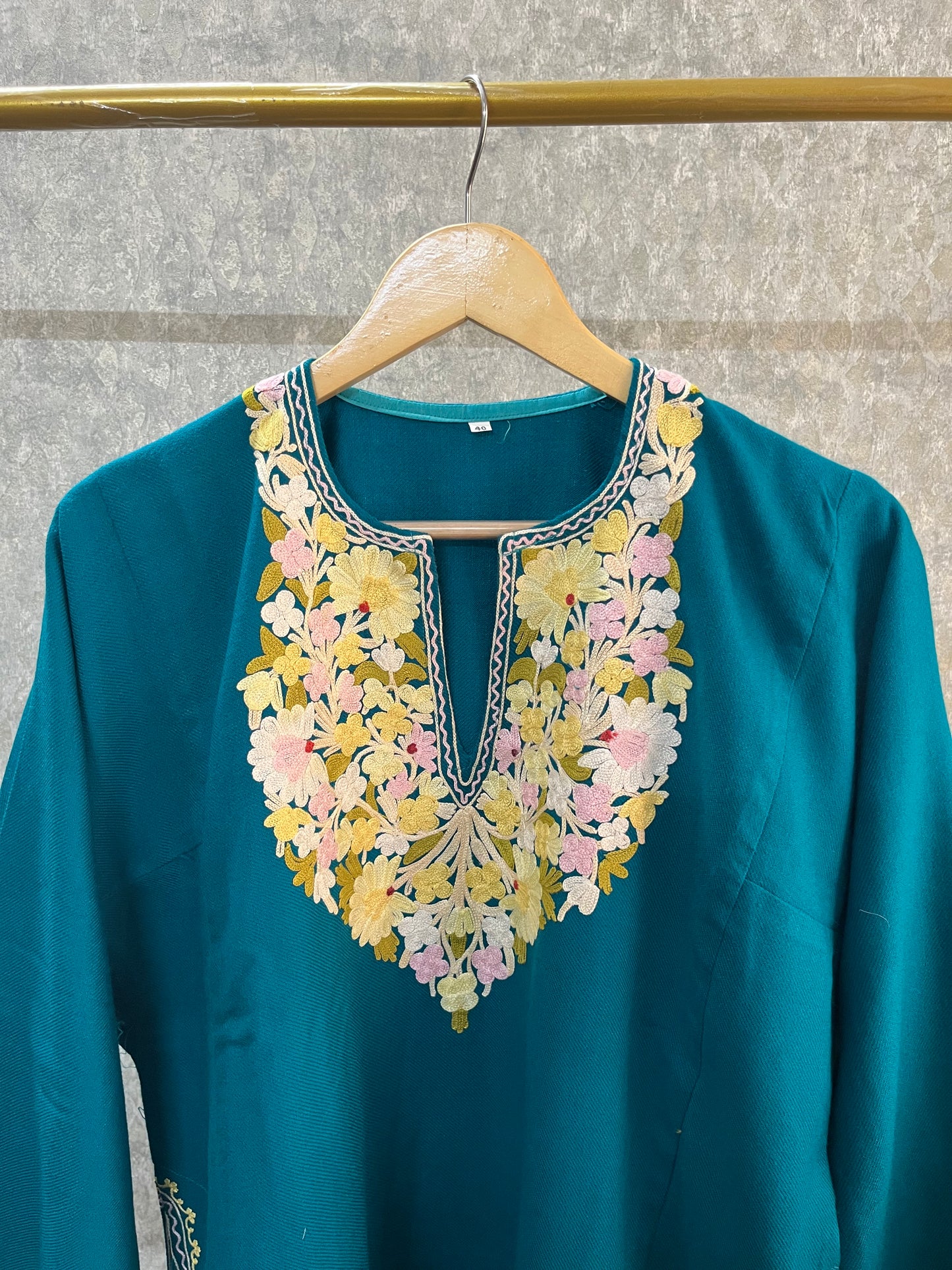 Green Aari Embroidered Wool Pheran