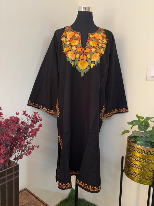 Black Aari Embroidered Wool Pheran