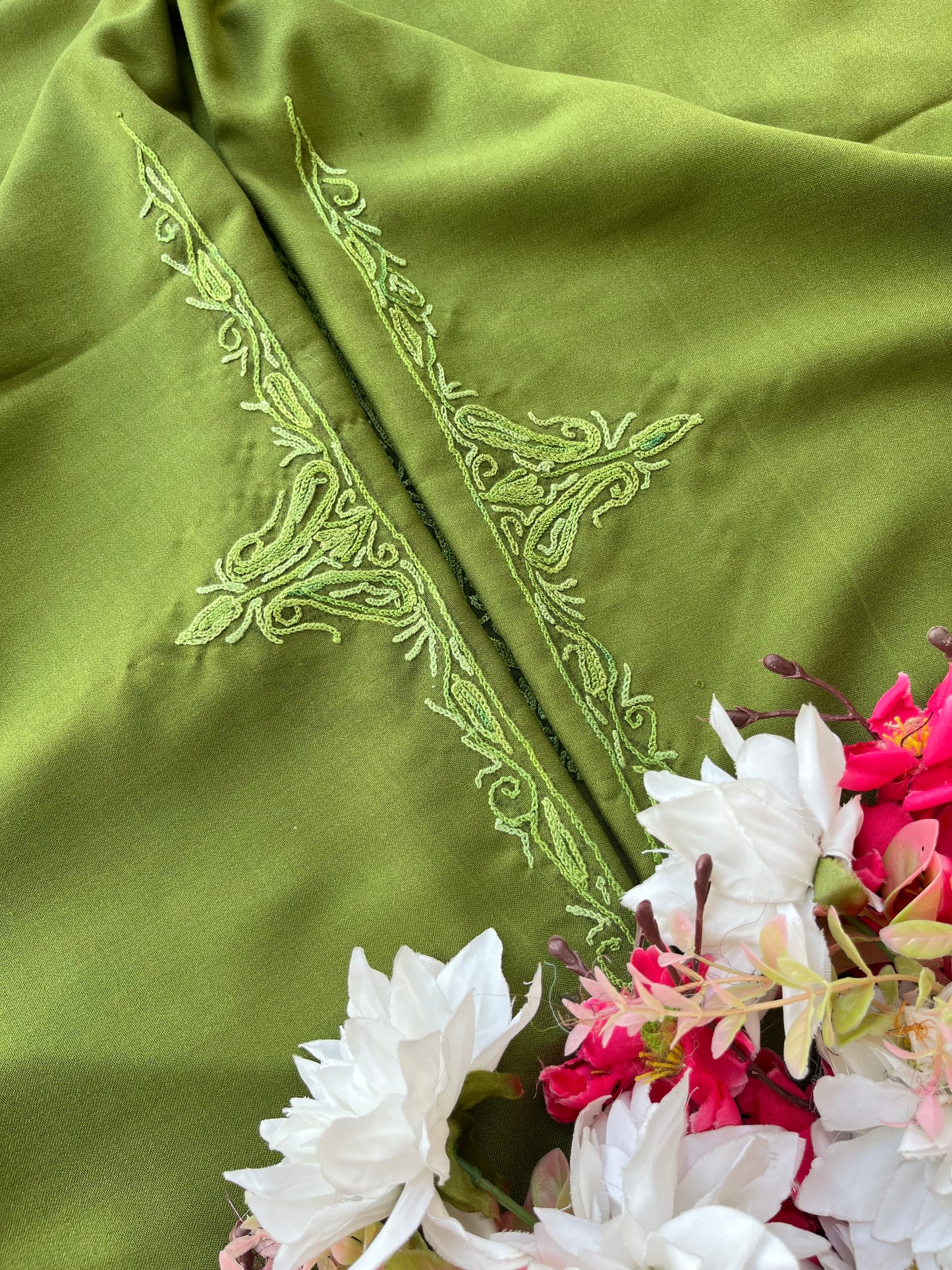 Heena Green Cotton Two Piece Suit (Hand Embroidered)