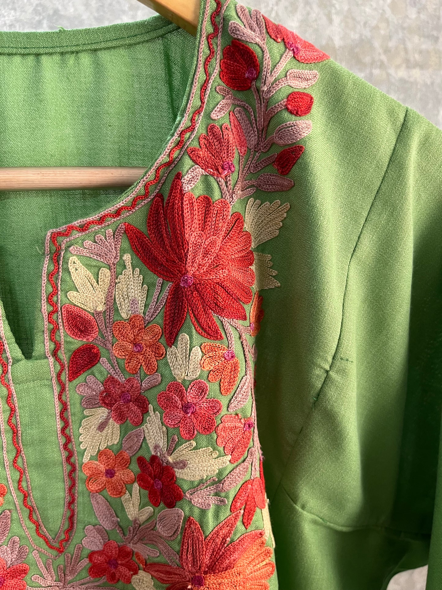 Green Cotton Aari Work Pheran