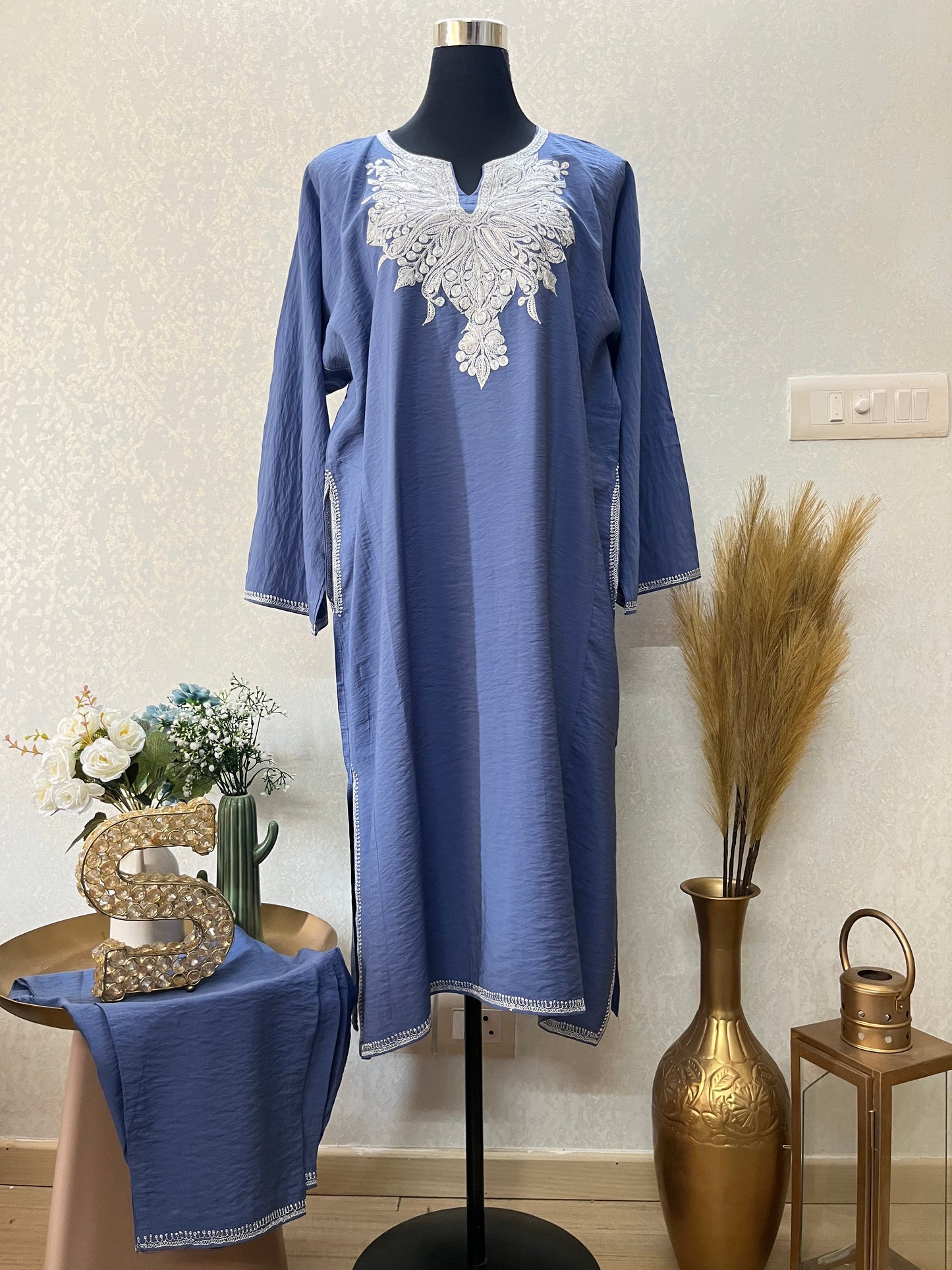 English Blue Cotton Kashmiri Pheran Set (46)