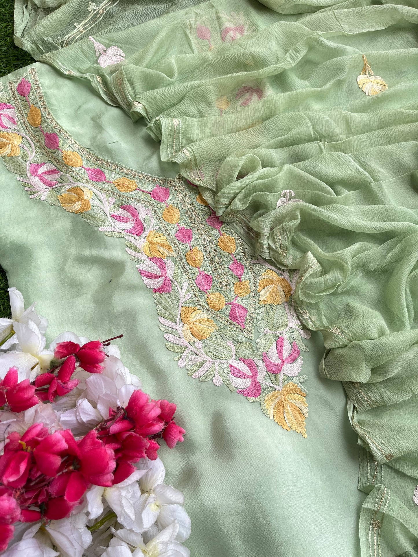 Green Opada Silk Kashmiri Suits