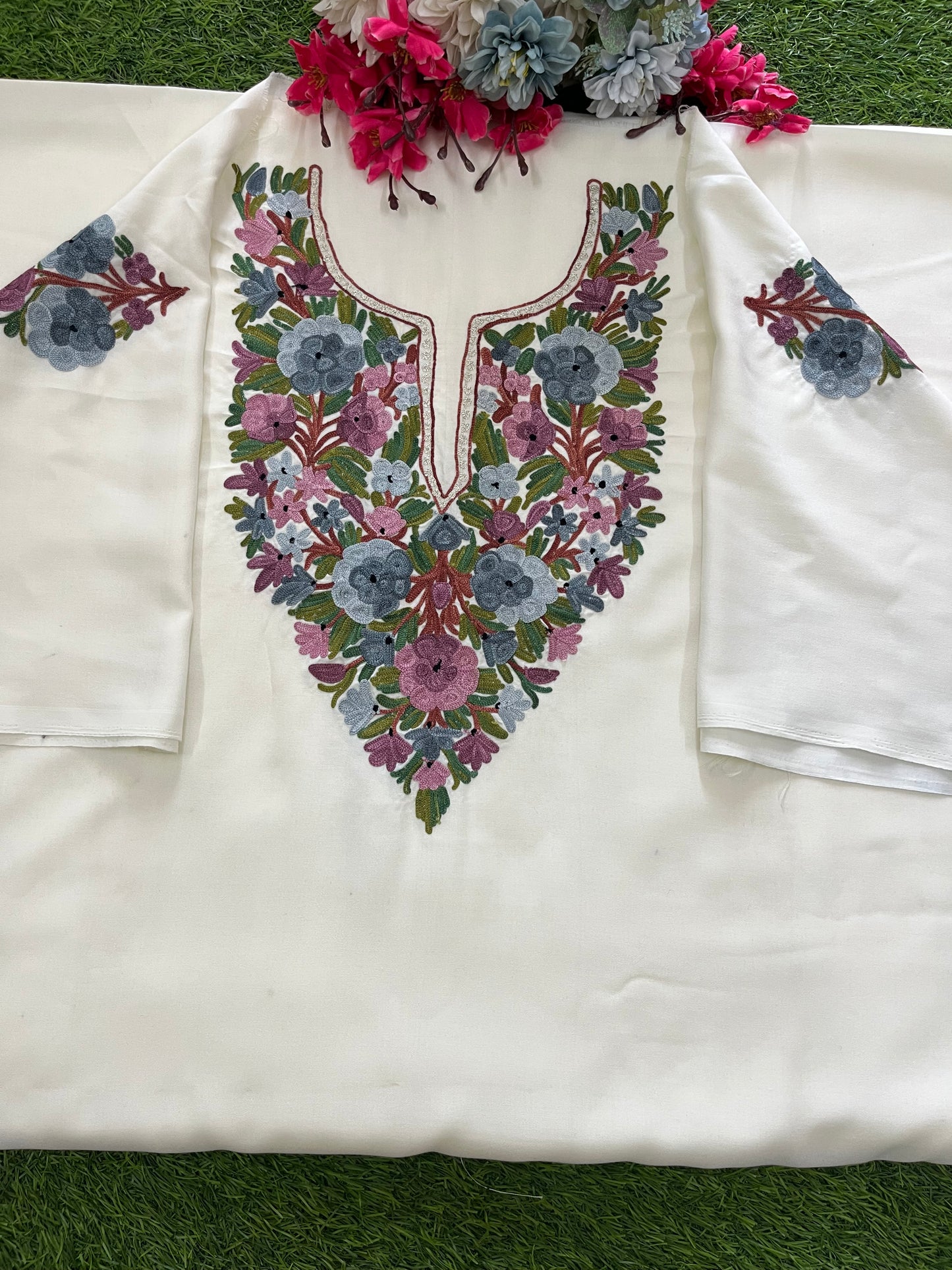 Off White Cotton Cord Set (Aari Embroidered)