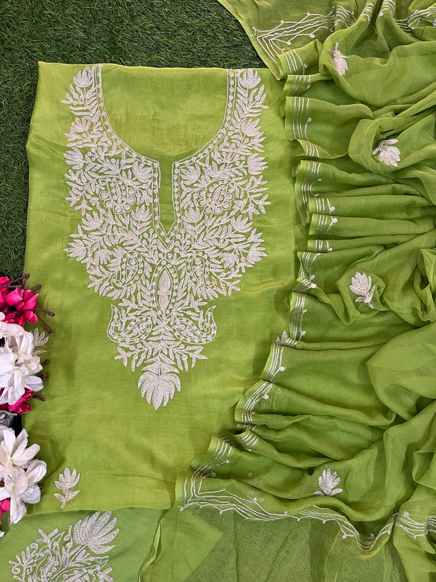 Lawn Green Silk Tilla Kashmiri Suit
