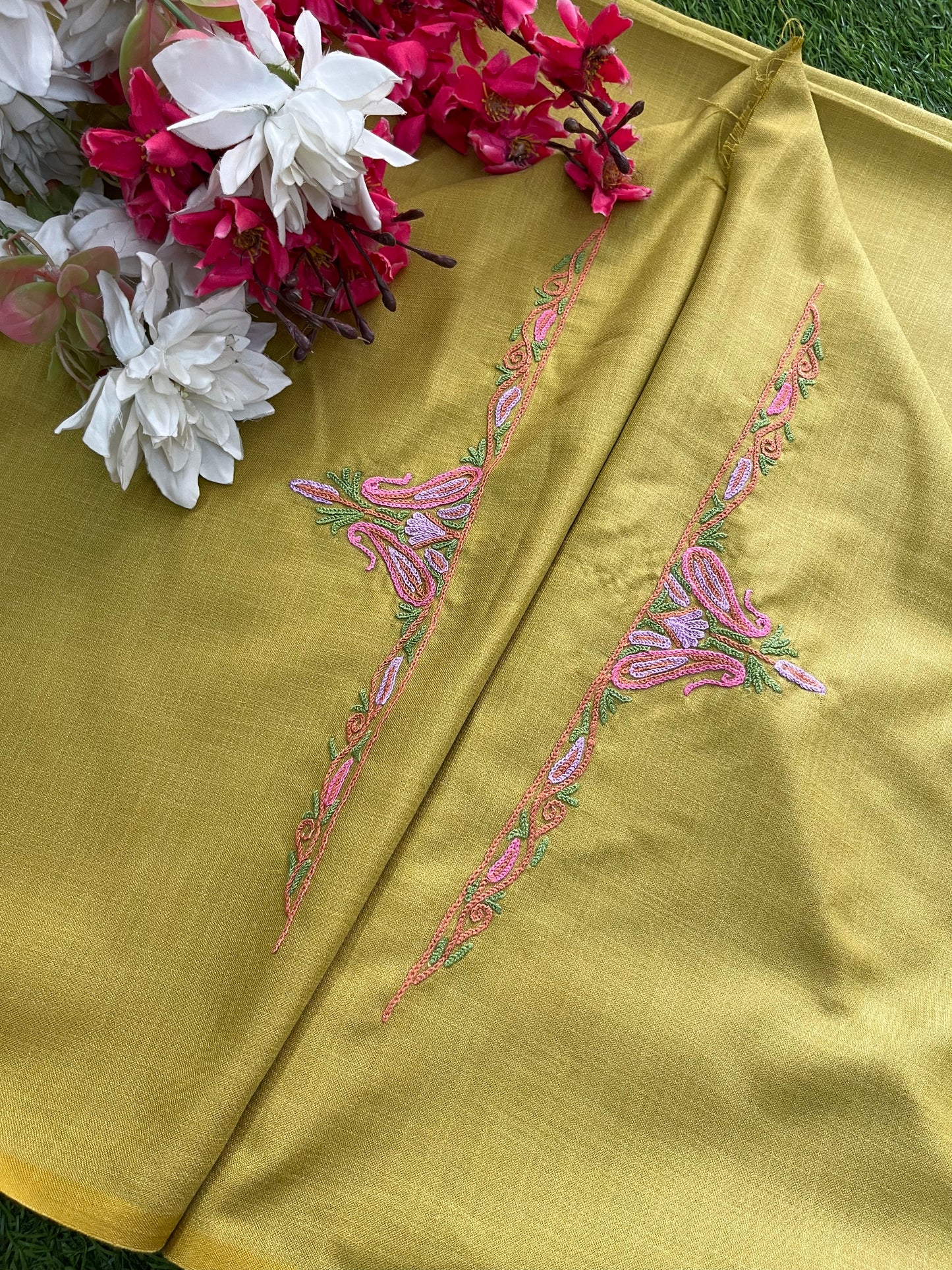 Heena Green Cotton Two Piece Suit (Hand Embroidered)