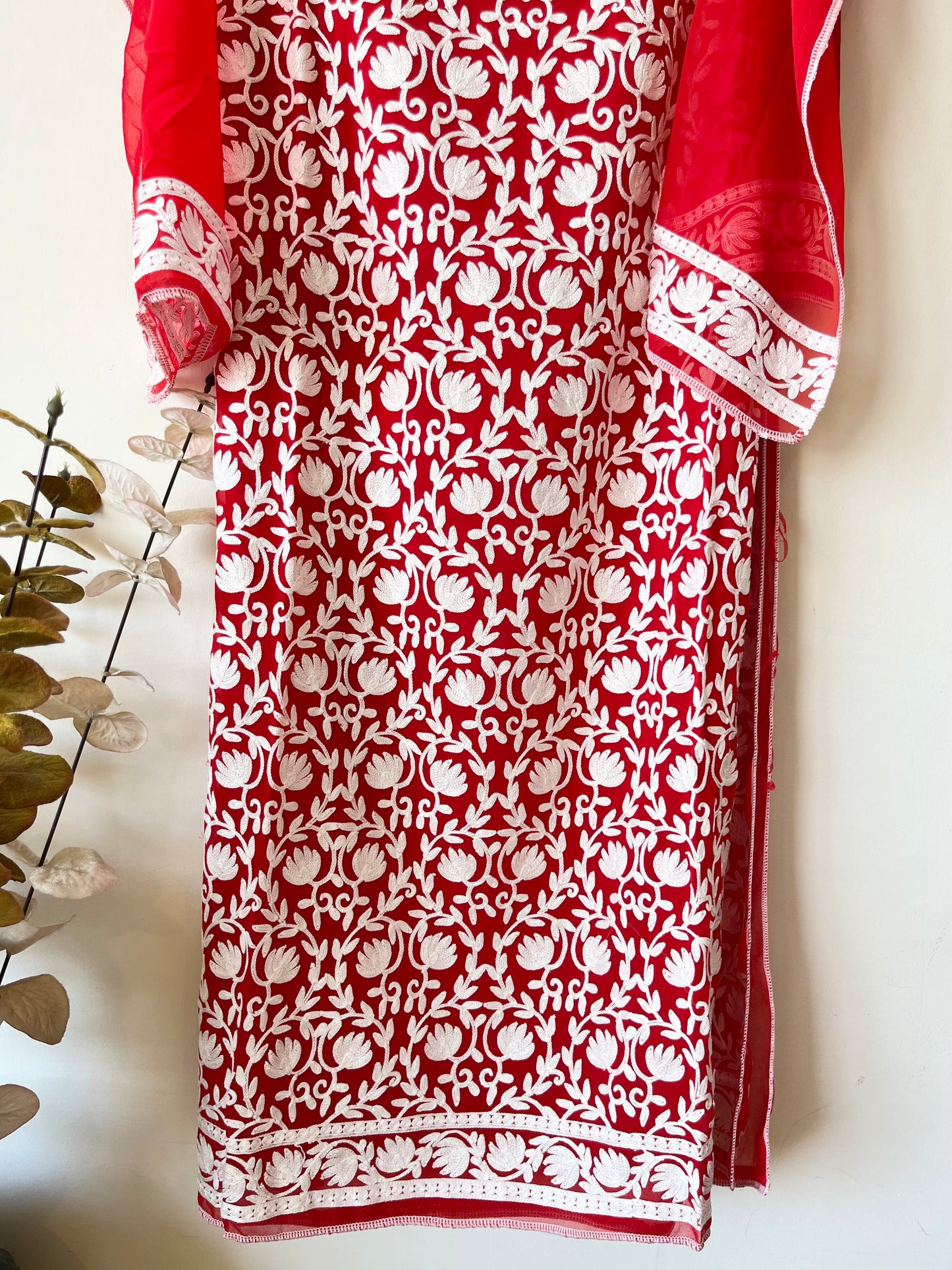 Georgette Red Jaal Work Aari Embroidered Semistitched Kurta Material