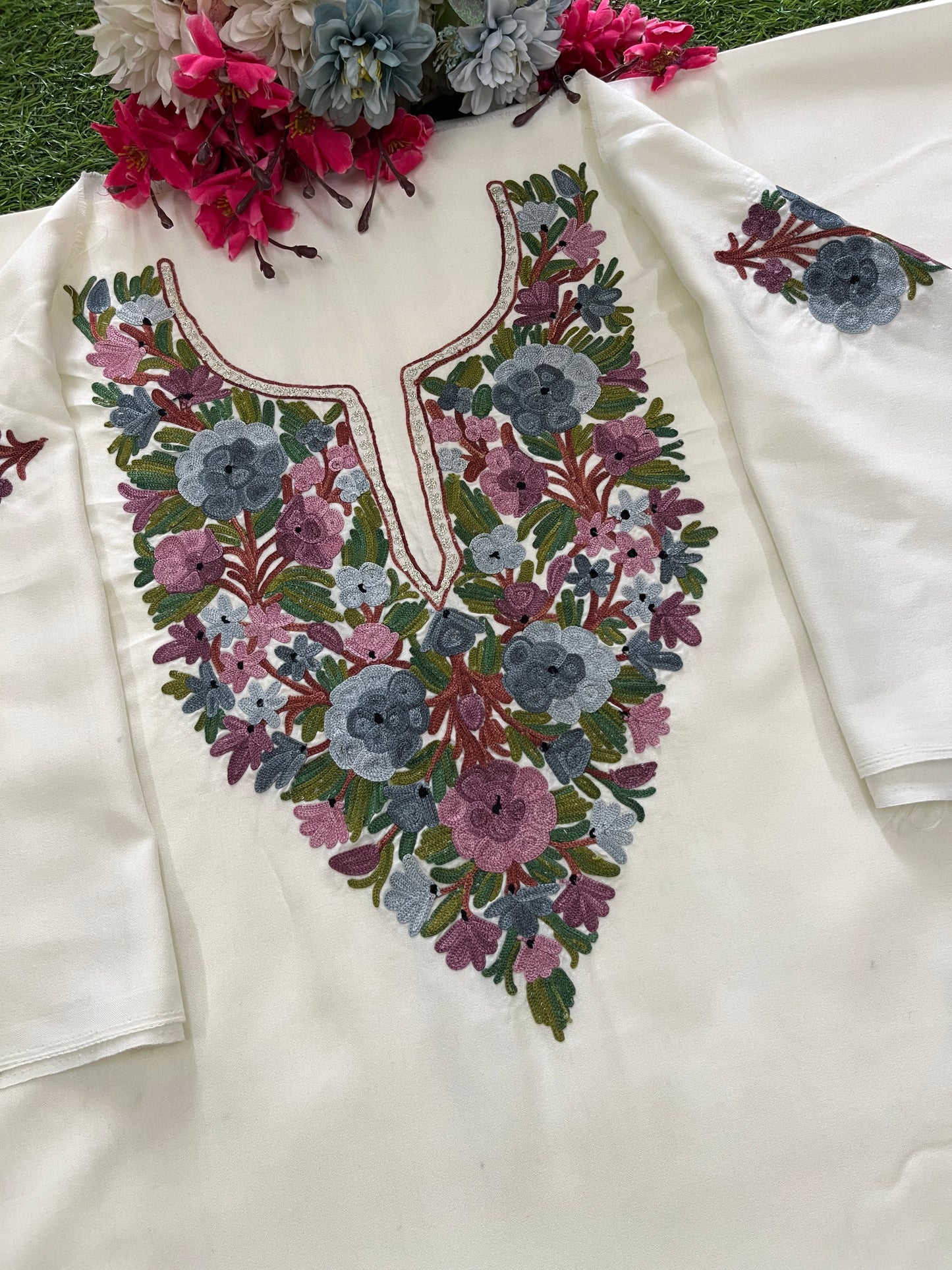 Off White Cotton Cord Set (Aari Embroidered)