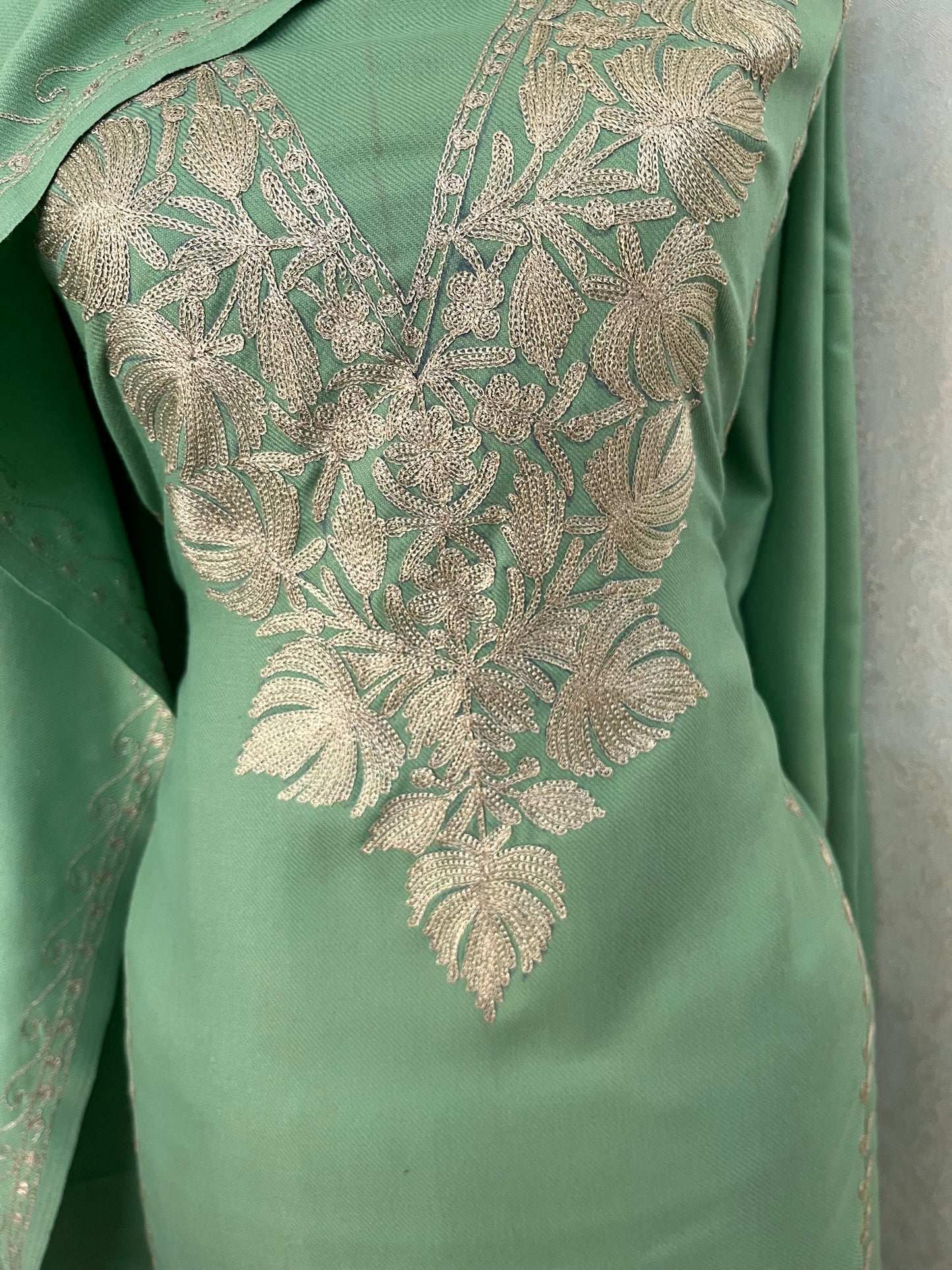 Pastel Green Tilla Embroidered 3pc Suit Stole