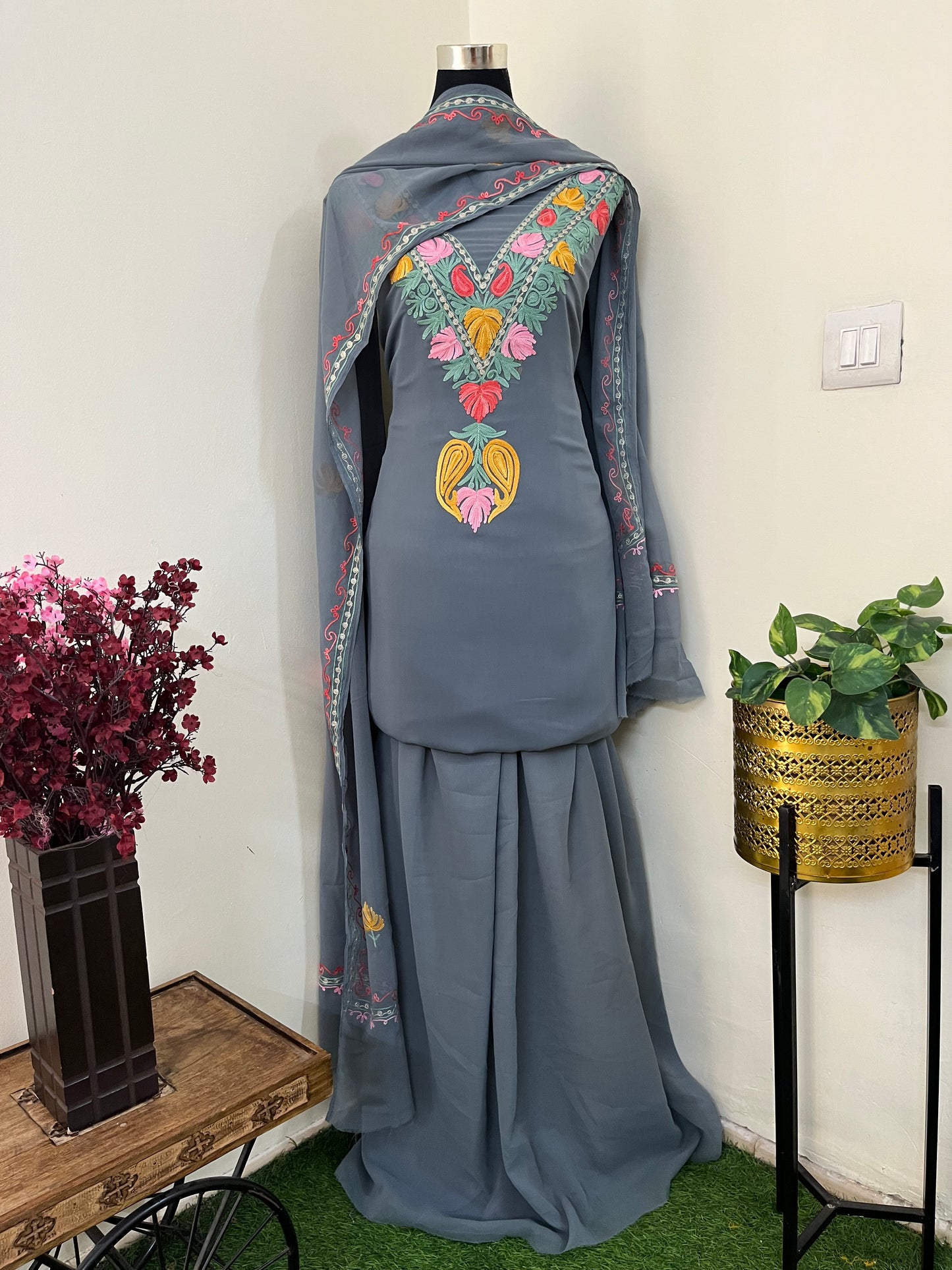 Grey Georgette 3 Pc Aari Embroidered Suit Set